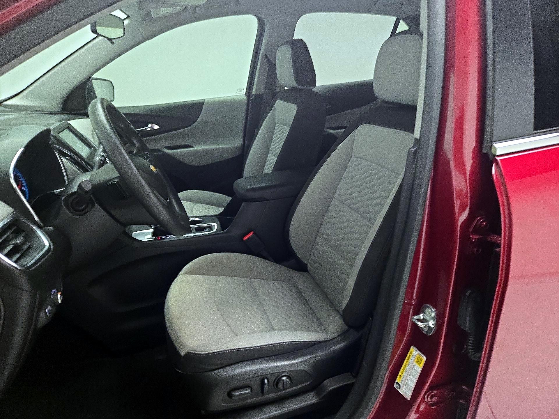 Thumbnail: 2018 Chevrolet Equinox - 11