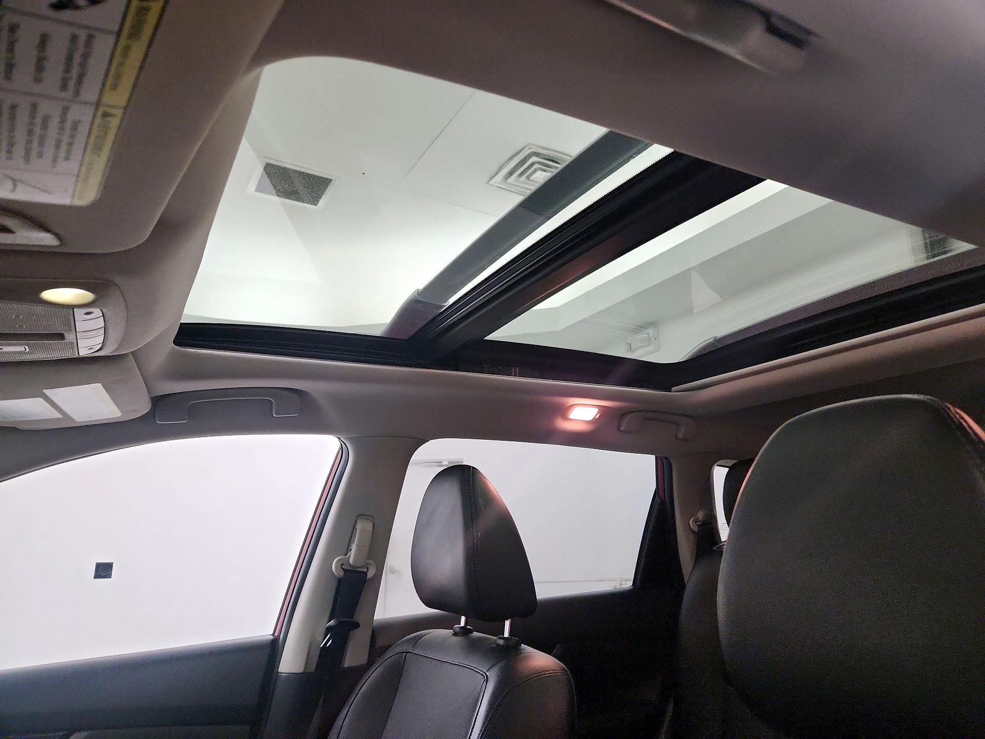 Thumbnail: 2017 Nissan Rogue - 19