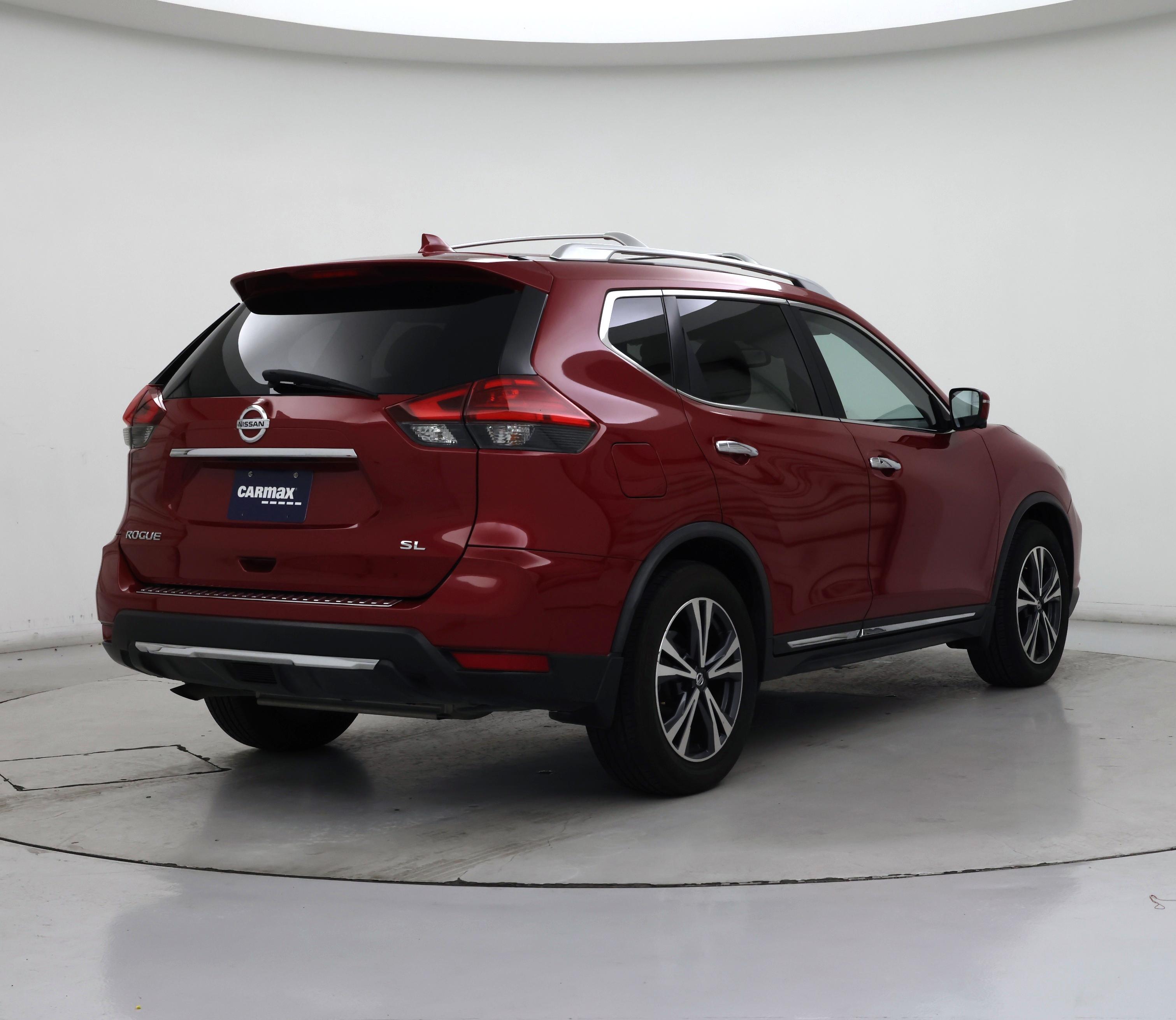Thumbnail: 2017 Nissan Rogue - 8