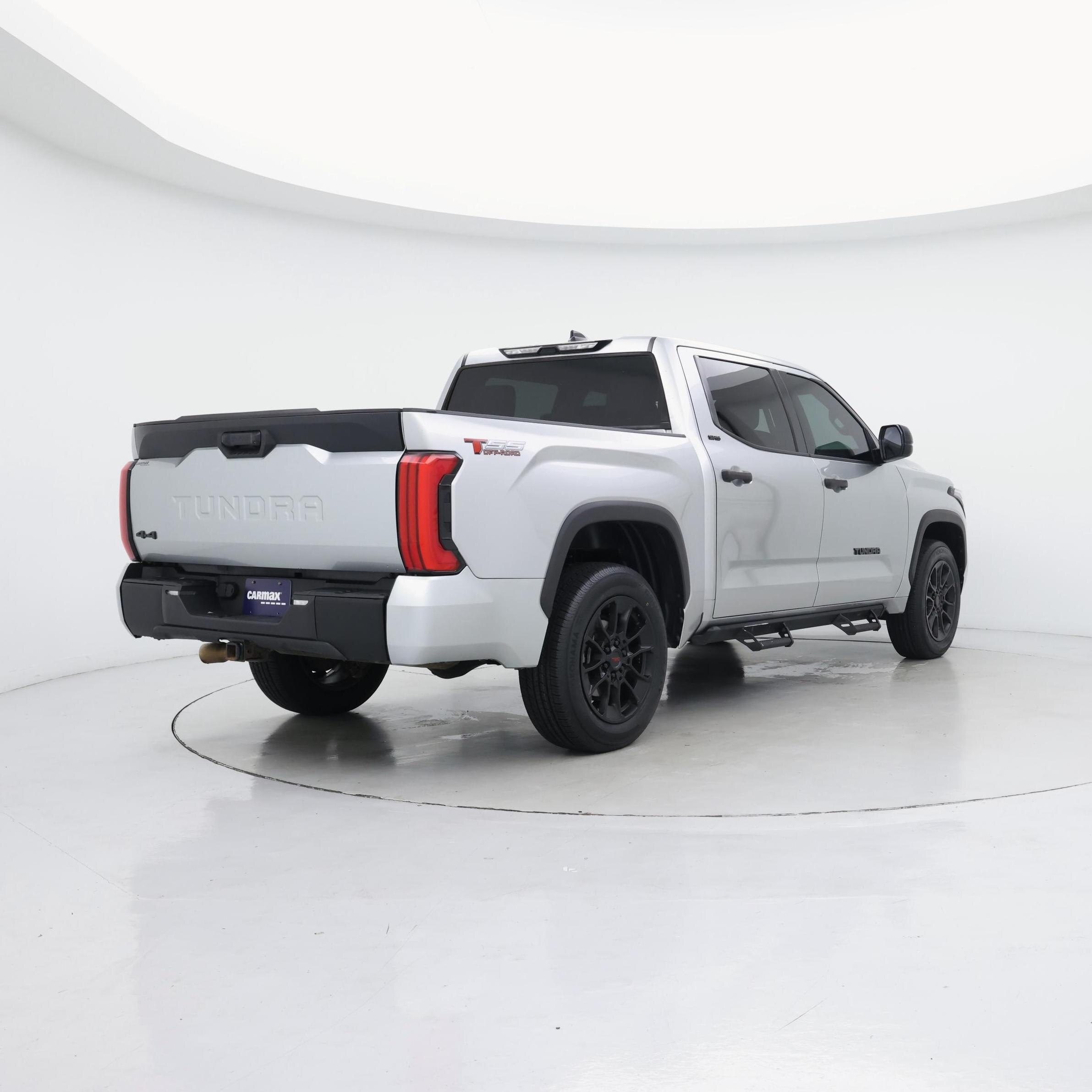 Thumbnail: 2022 Toyota Tundra - 8