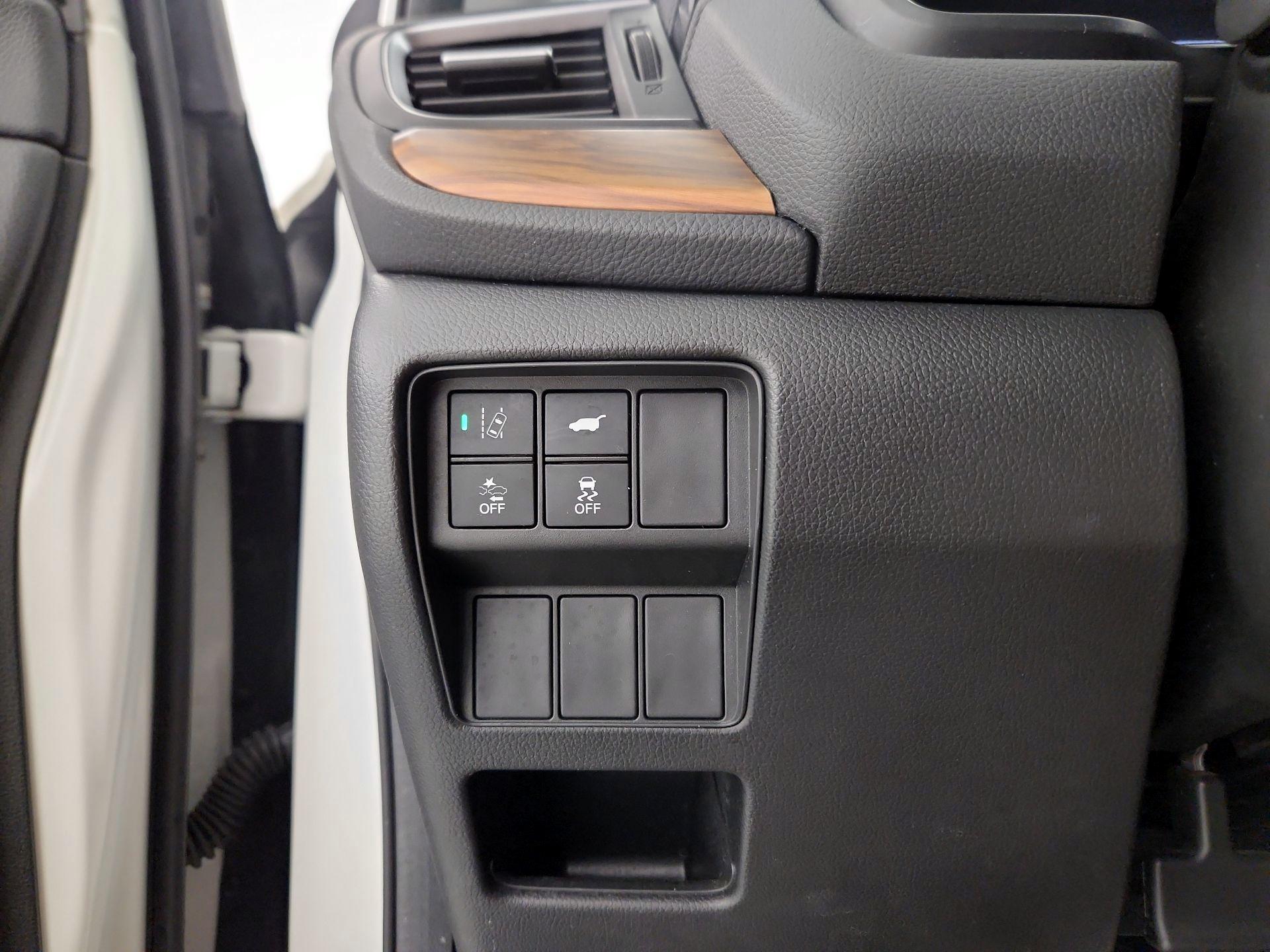 Thumbnail: 2018 Honda CR-V - 13