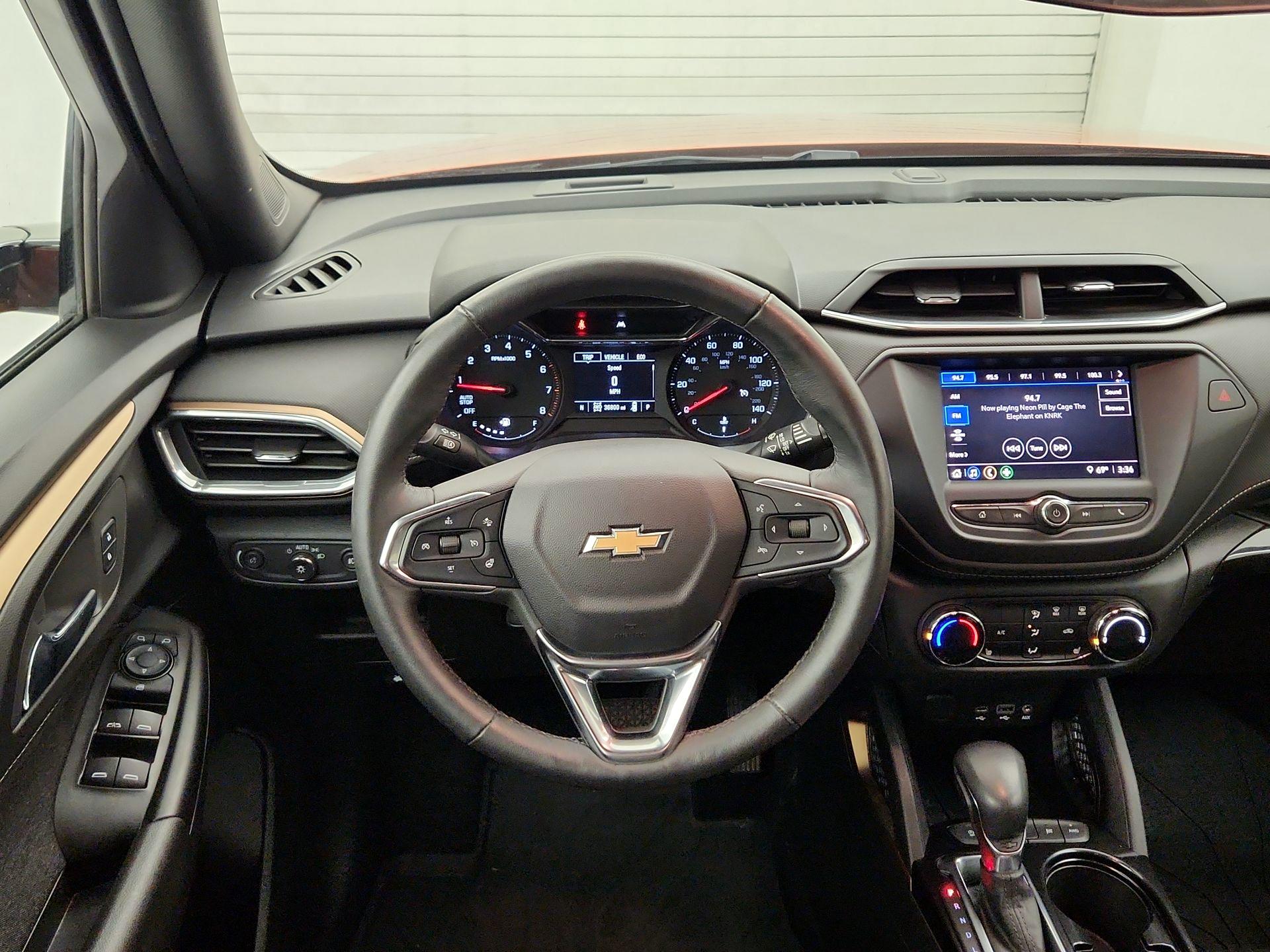 Thumbnail: 2022 Chevrolet TrailBlazer - 10