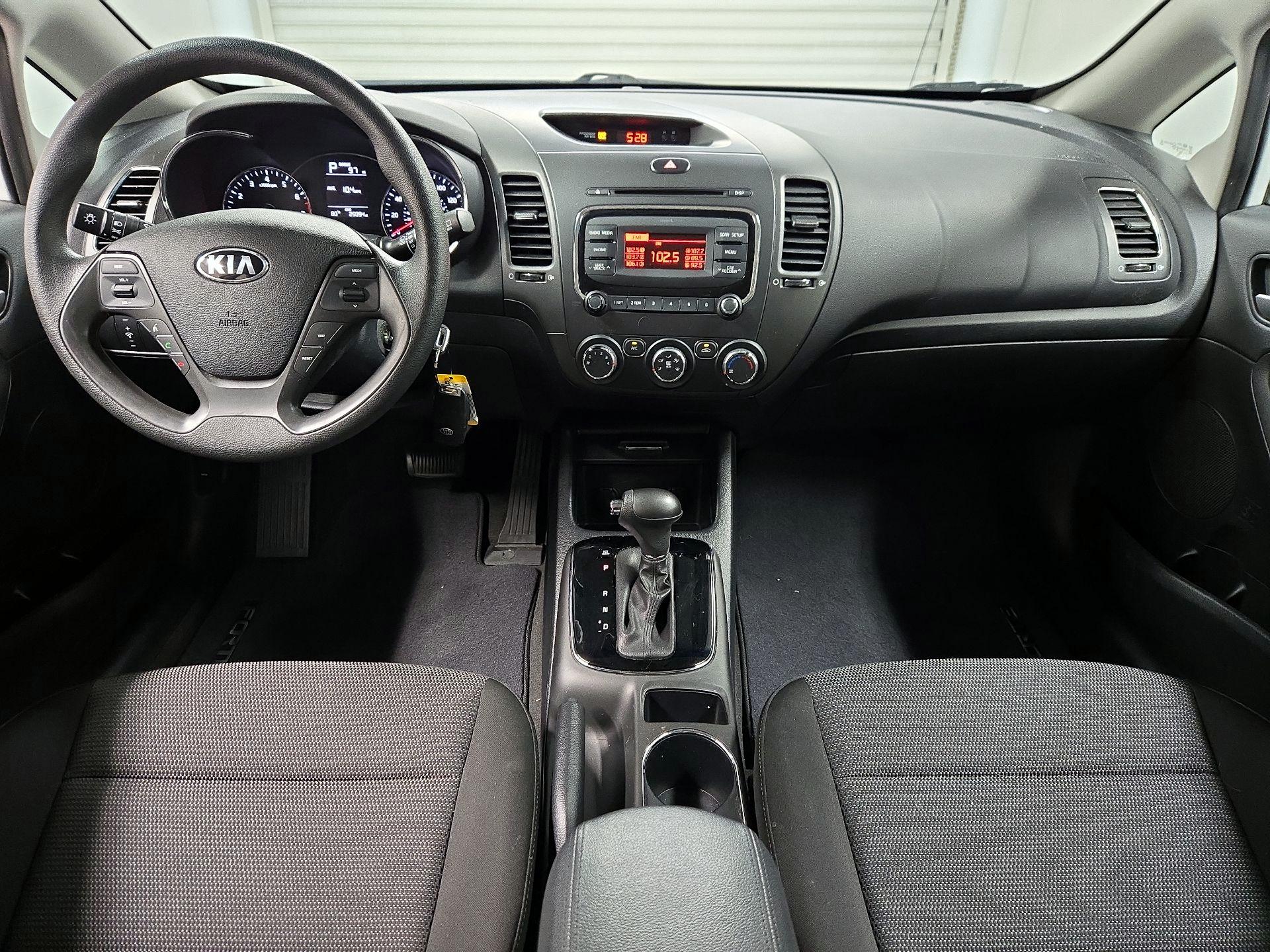 Thumbnail: 2018 Kia Forte - 9