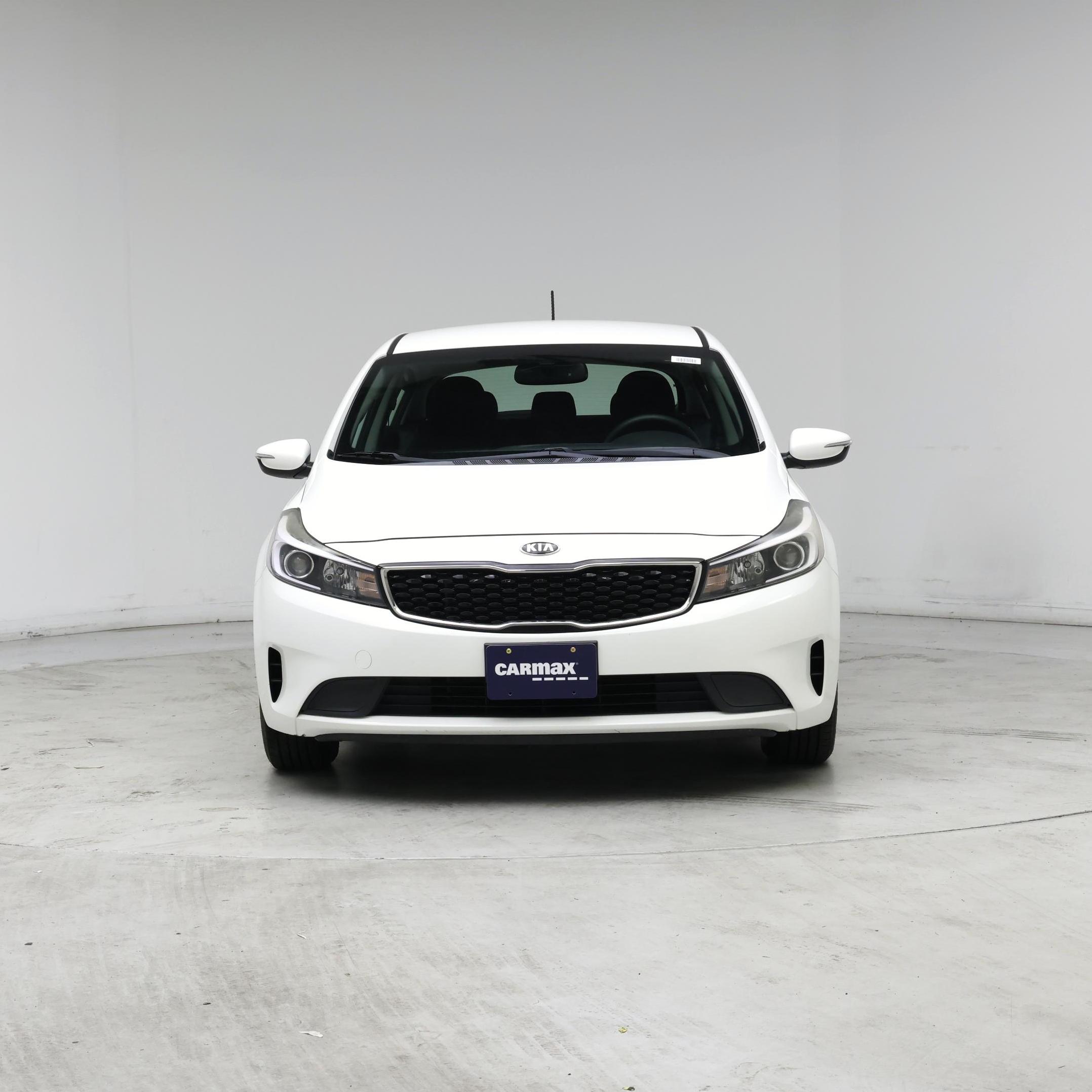 Thumbnail: 2018 Kia Forte - 5