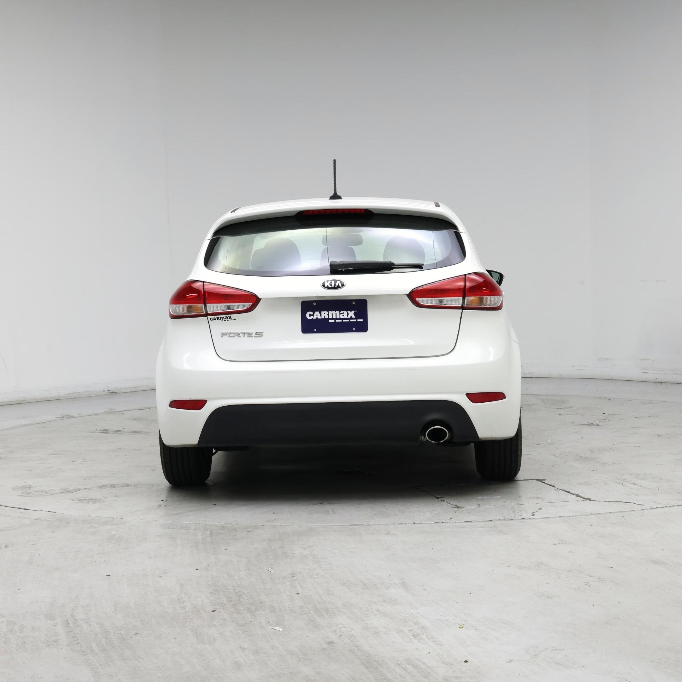 Thumbnail: 2018 Kia Forte - 6