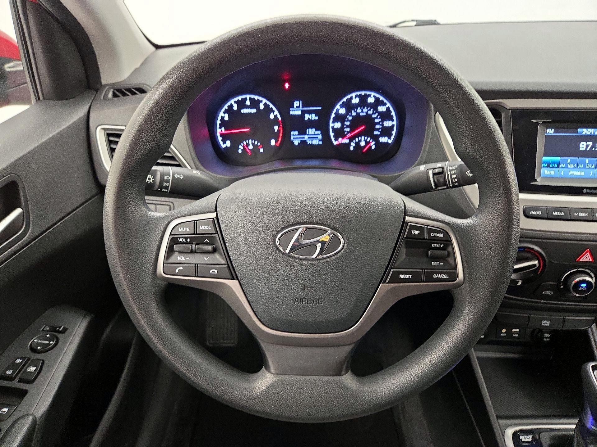 Thumbnail: 2020 Hyundai Accent - 10