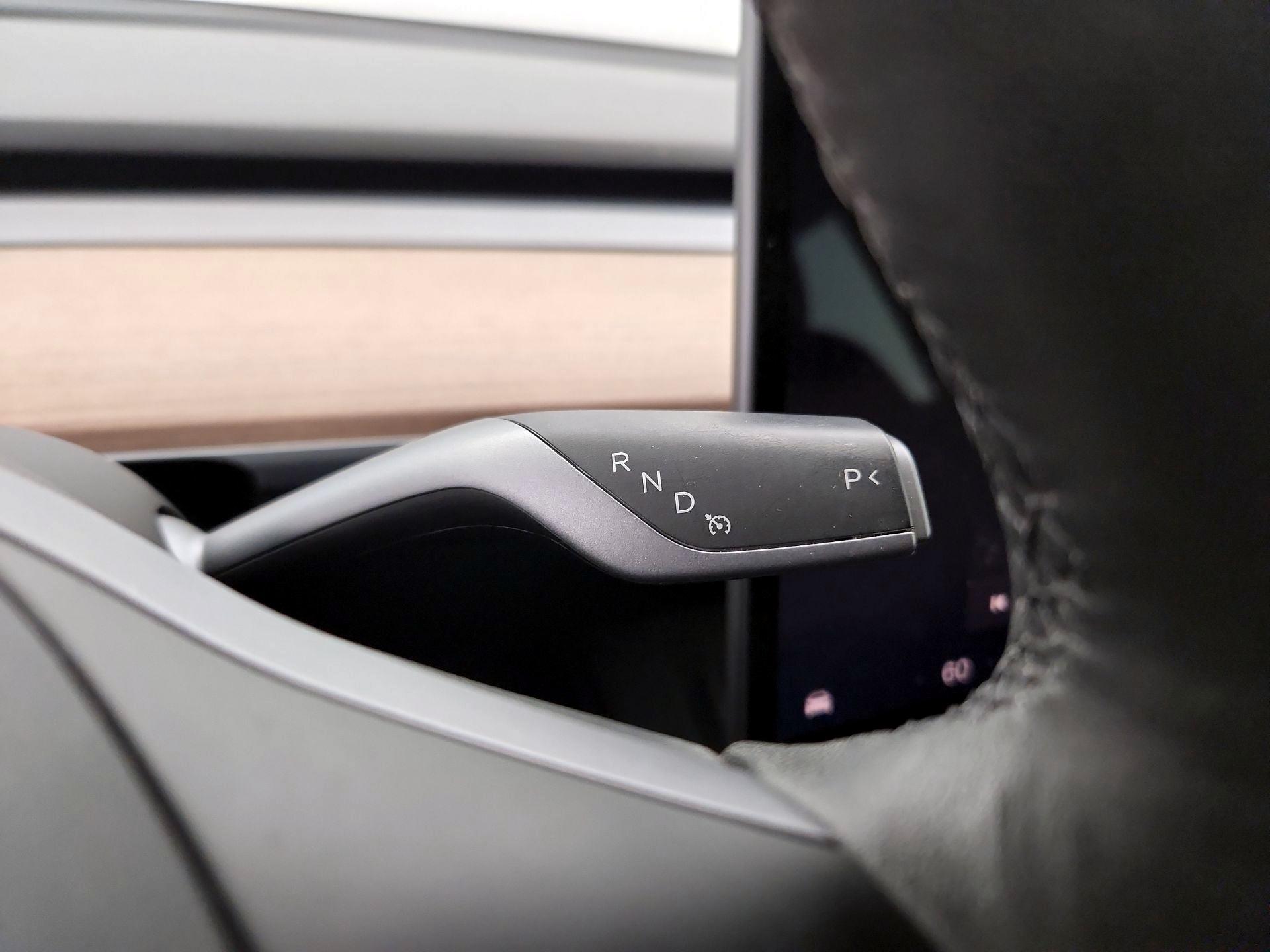 Thumbnail: 2023 Tesla Model 3 - 17