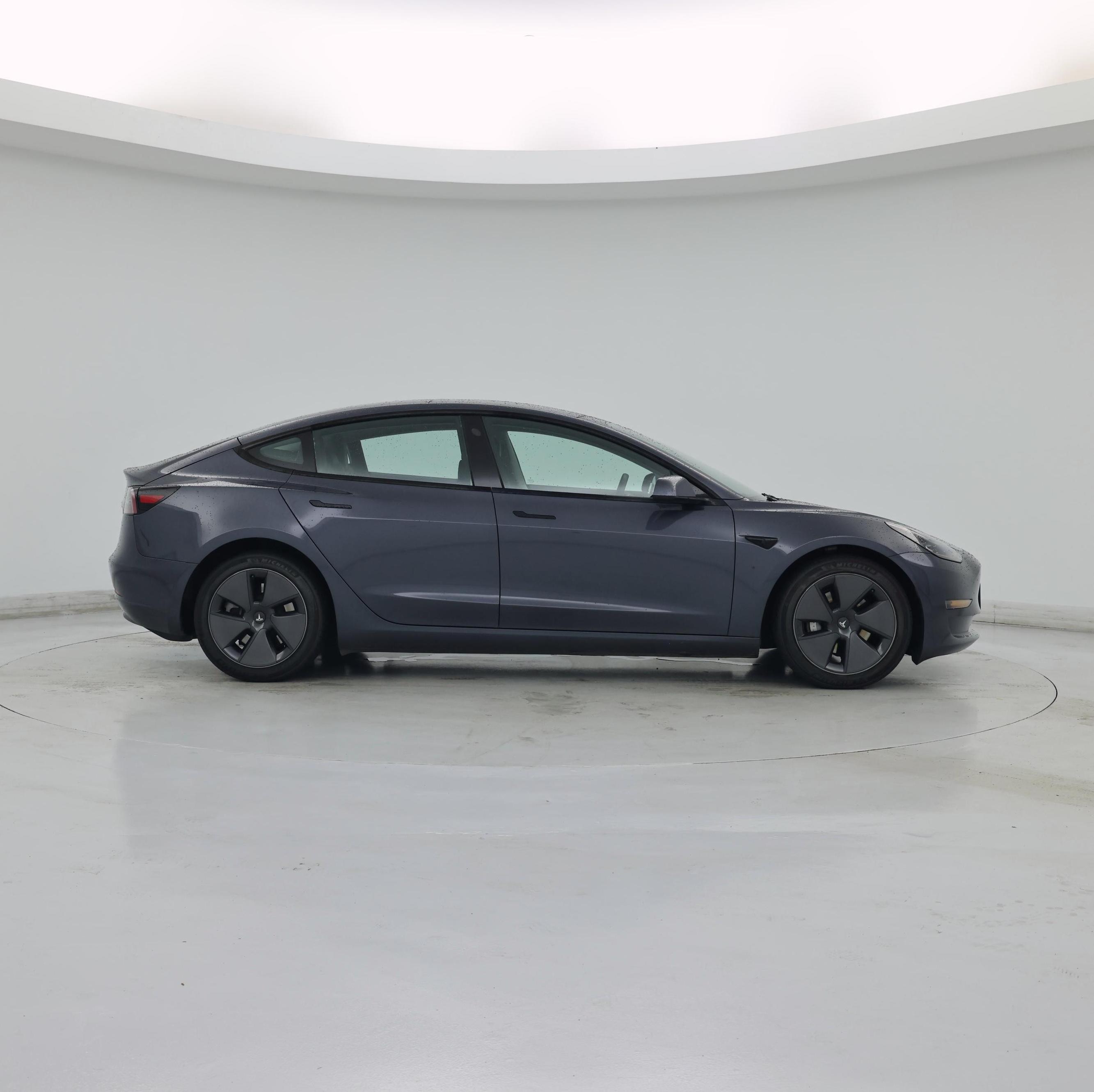 Thumbnail: 2023 Tesla Model 3 - 7