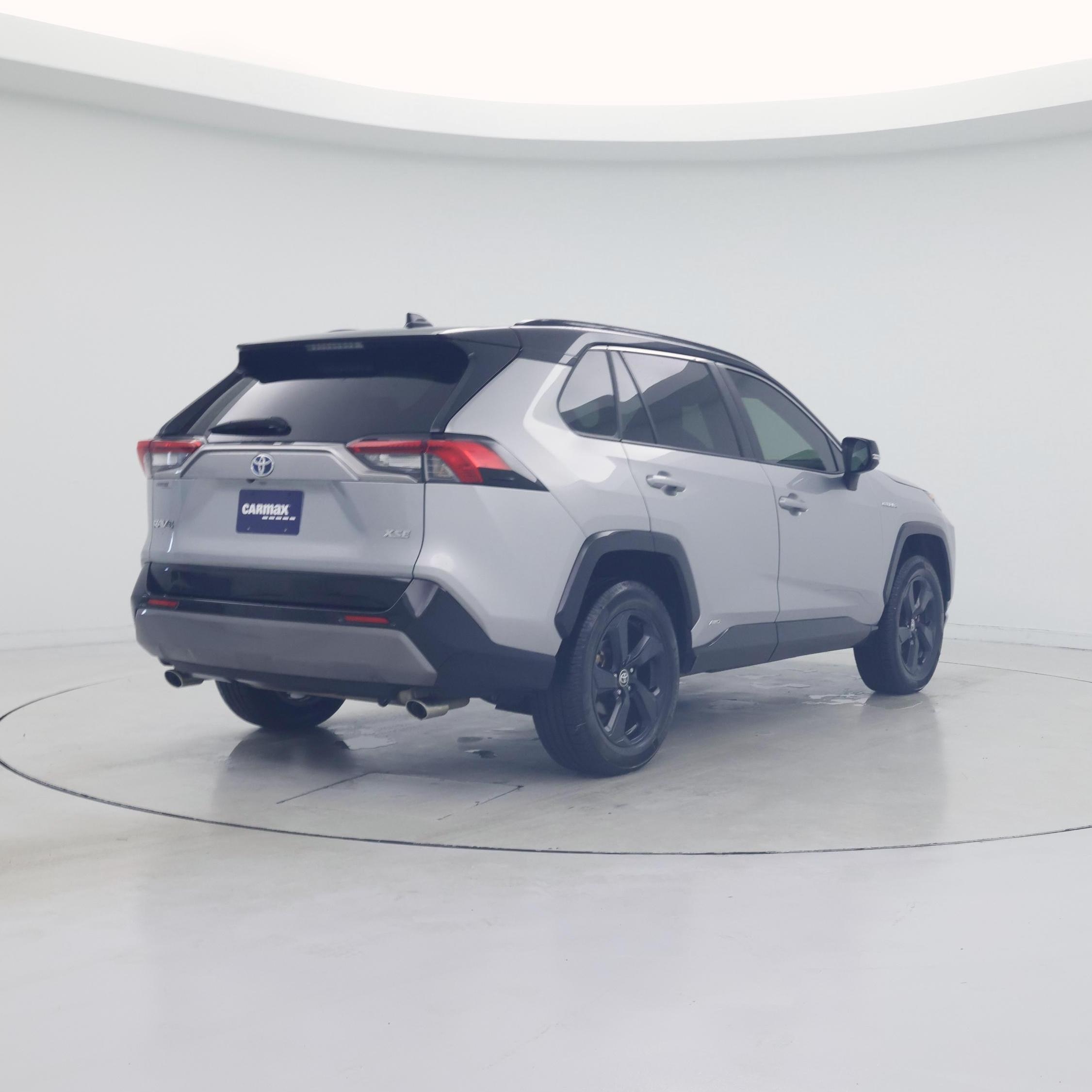 Thumbnail: 2020 Toyota RAV4 - 8