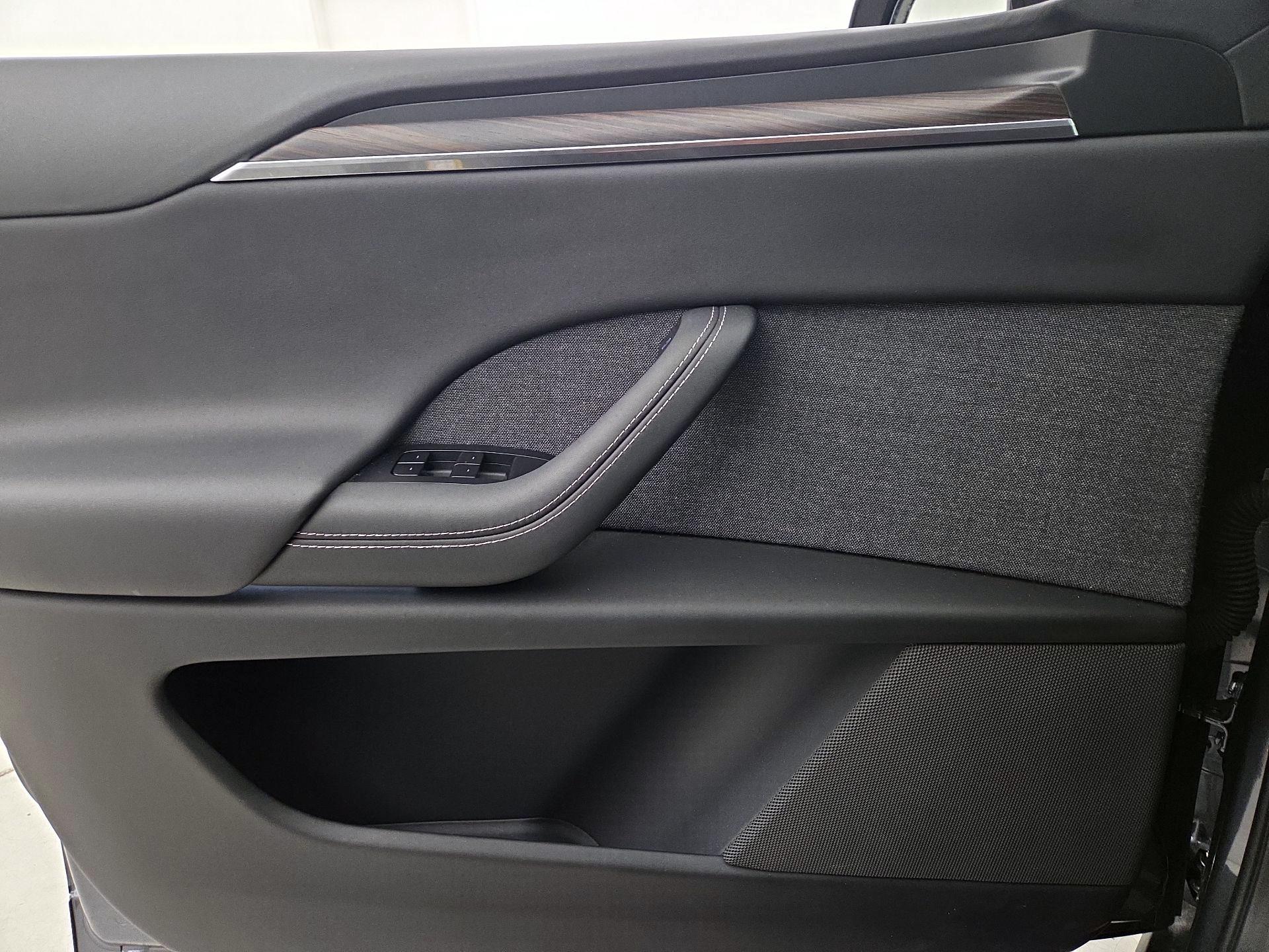 Thumbnail: 2022 Tesla Model X - 12
