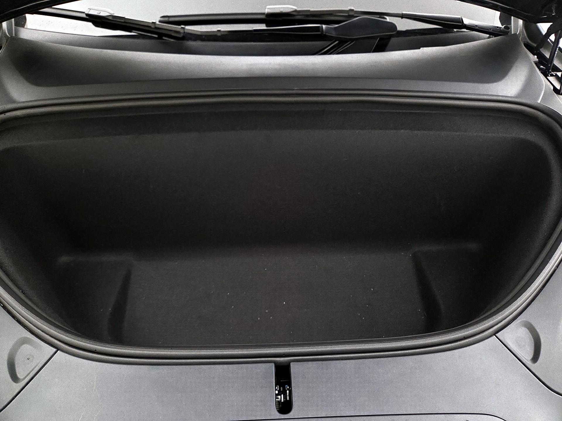 Thumbnail: 2022 Tesla Model X - 19