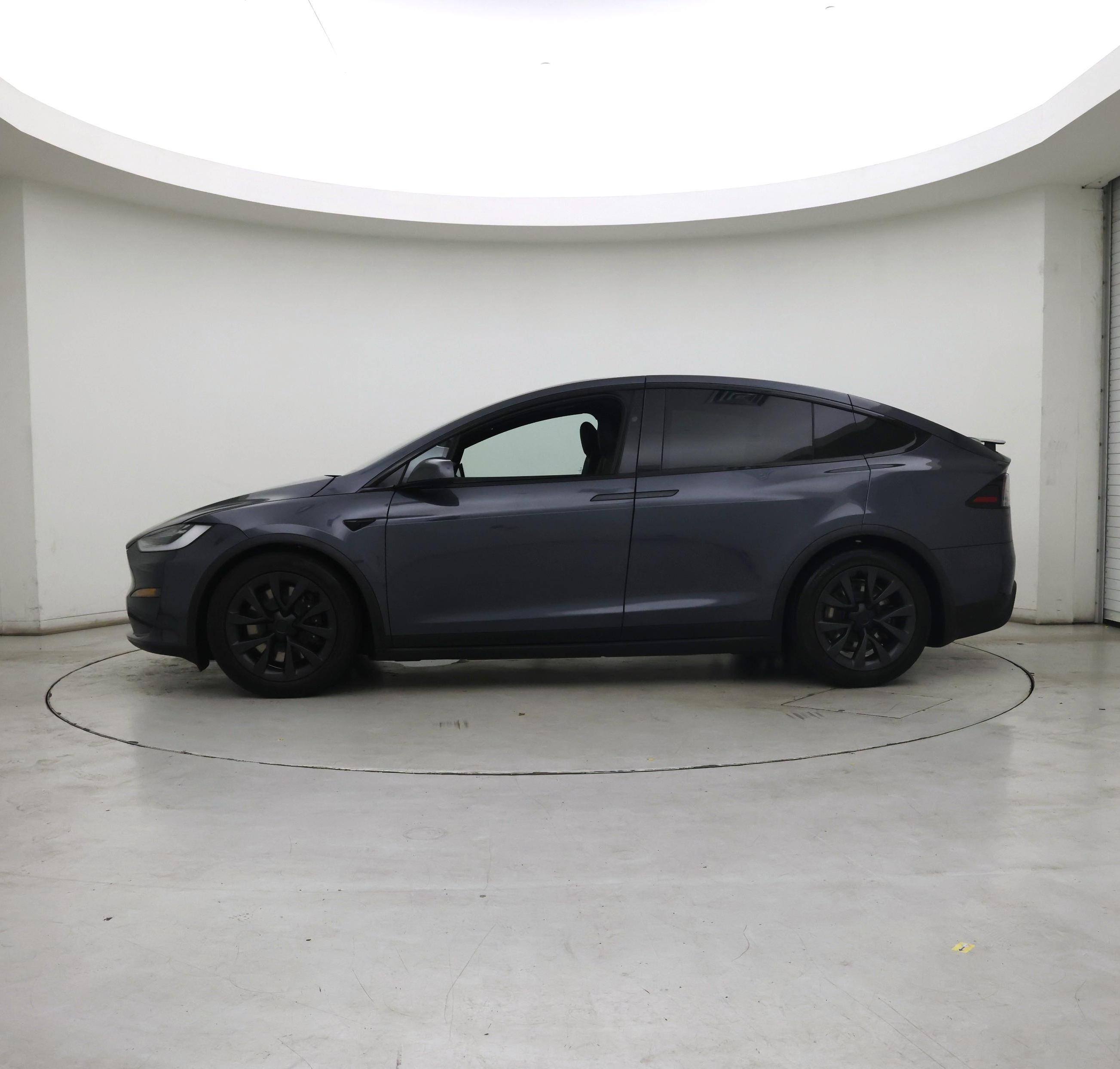 Thumbnail: 2022 Tesla Model X - 3