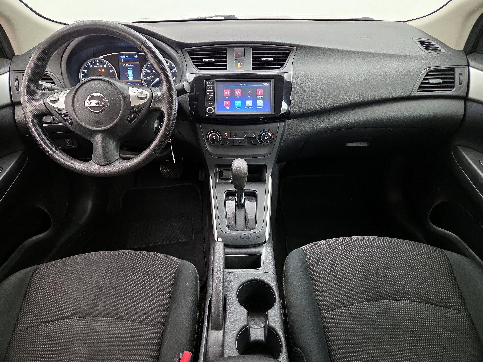 Thumbnail: 2019 Nissan Sentra - 9