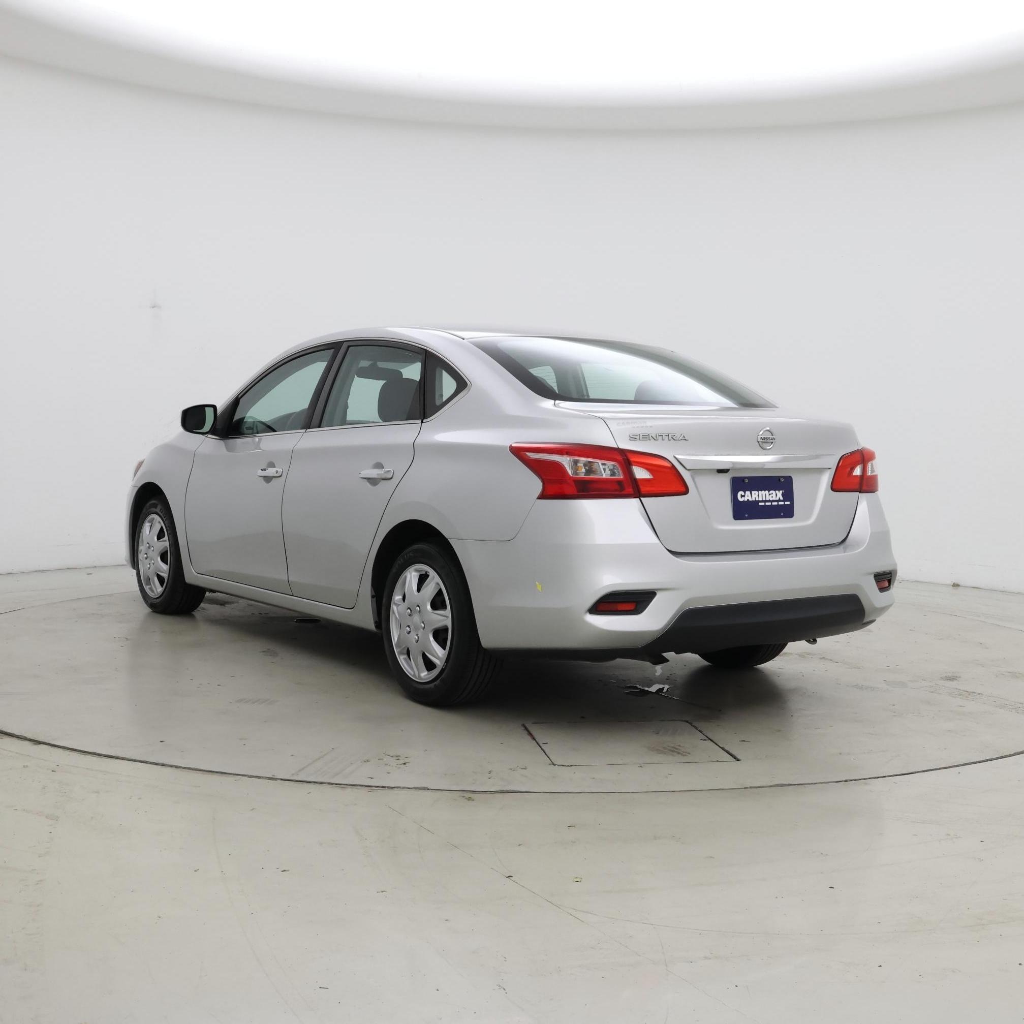 Thumbnail: 2019 Nissan Sentra - 2