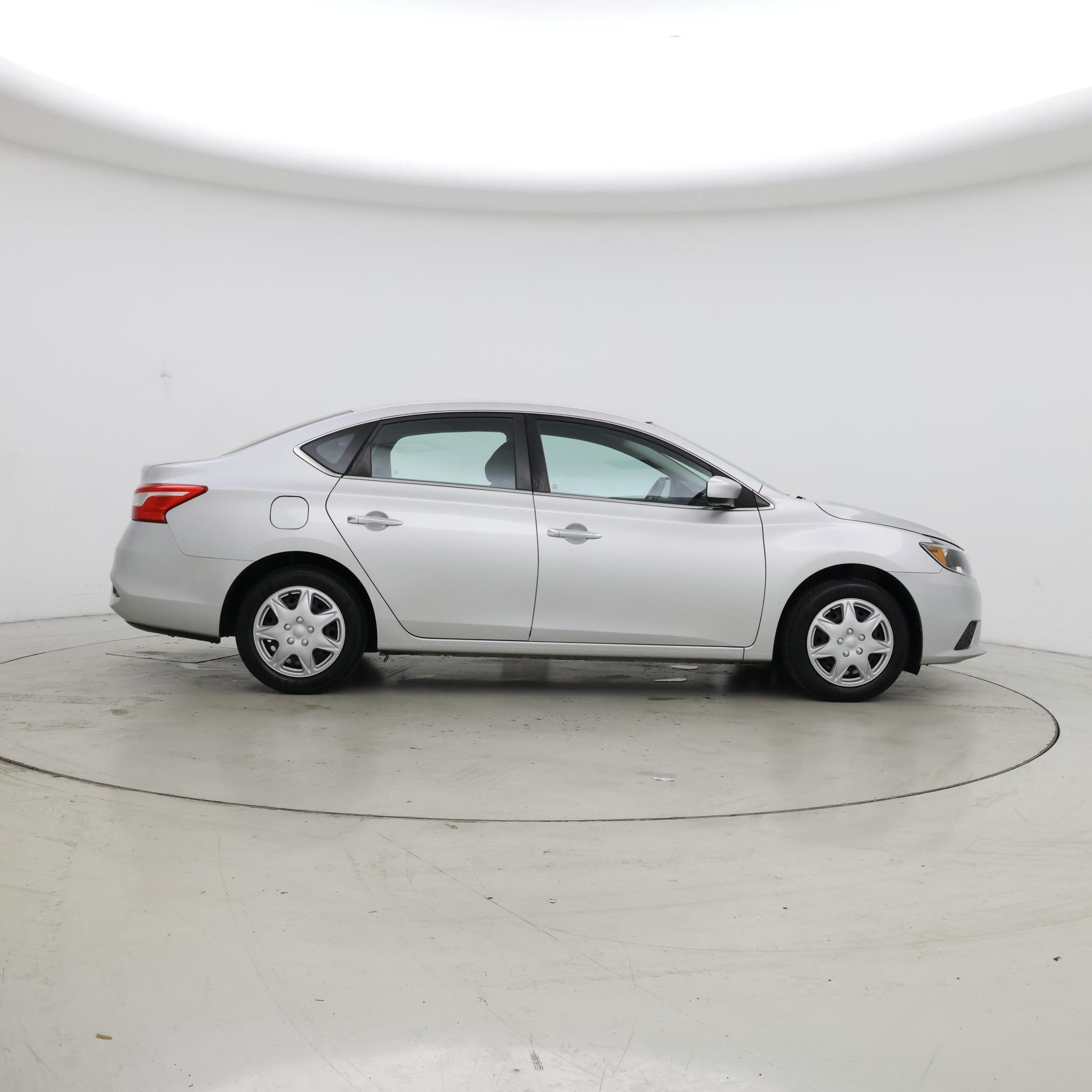 Thumbnail: 2019 Nissan Sentra - 7