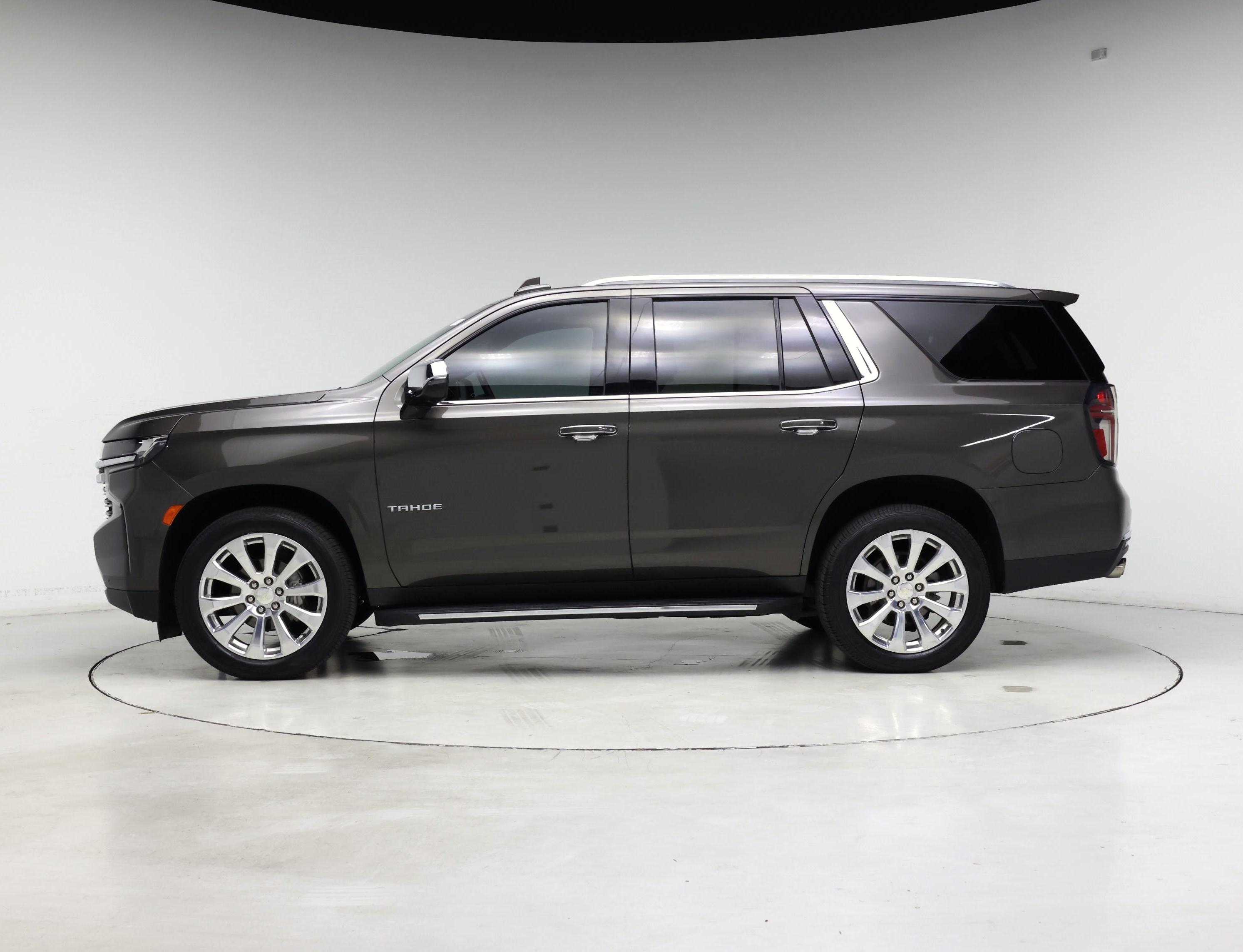 Thumbnail: 2021 Chevrolet Tahoe - 3