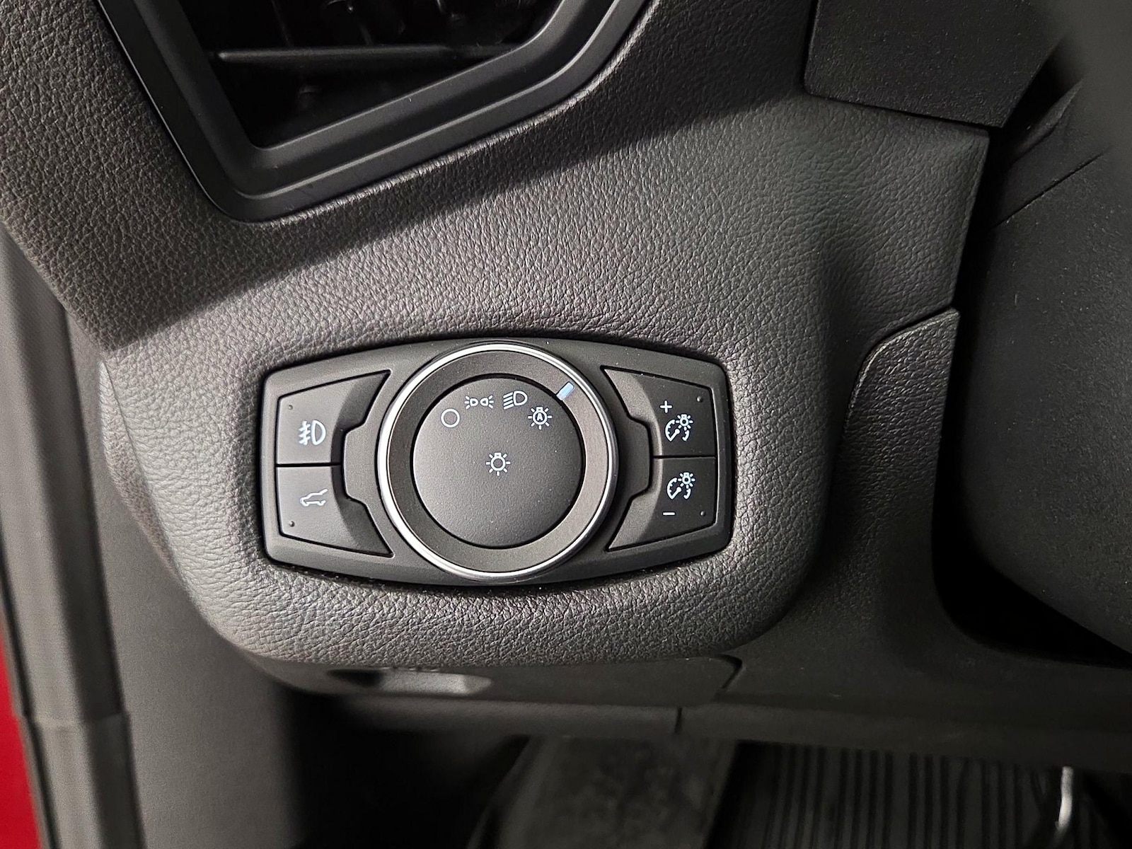 2018 Ford Escape SE - Photo 14