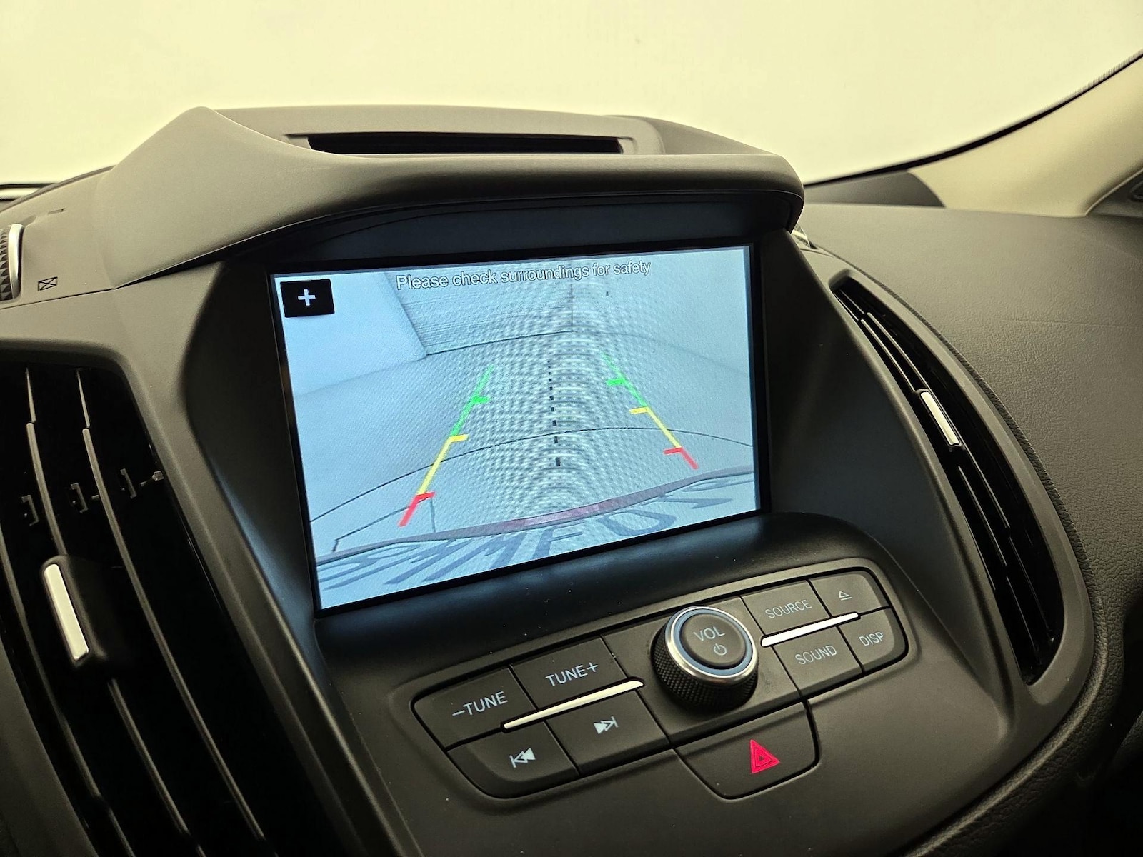 2018 Ford Escape SE - Photo 16