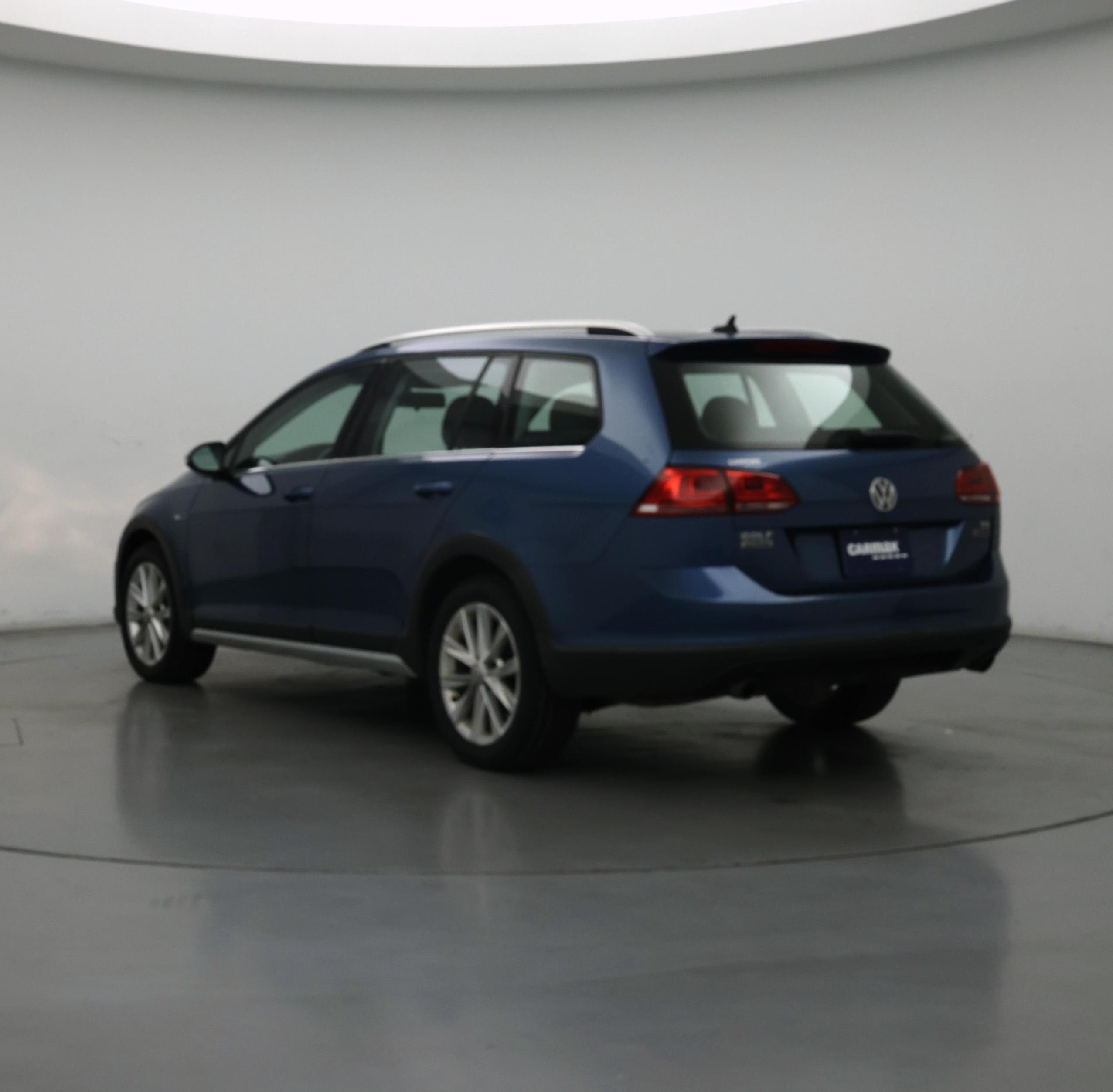 Thumbnail: 2017 Volkswagen Golf - 2