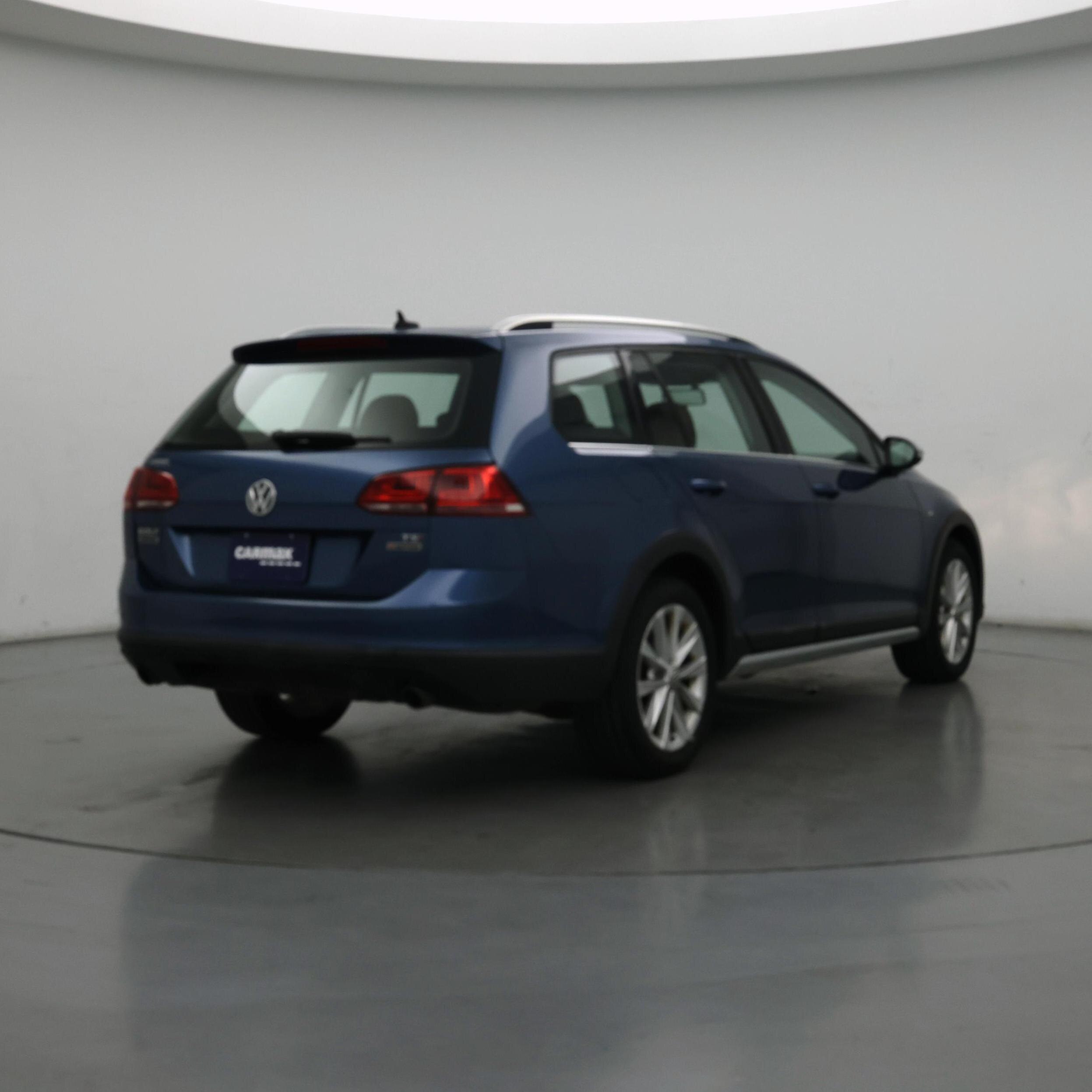 Thumbnail: 2017 Volkswagen Golf - 8