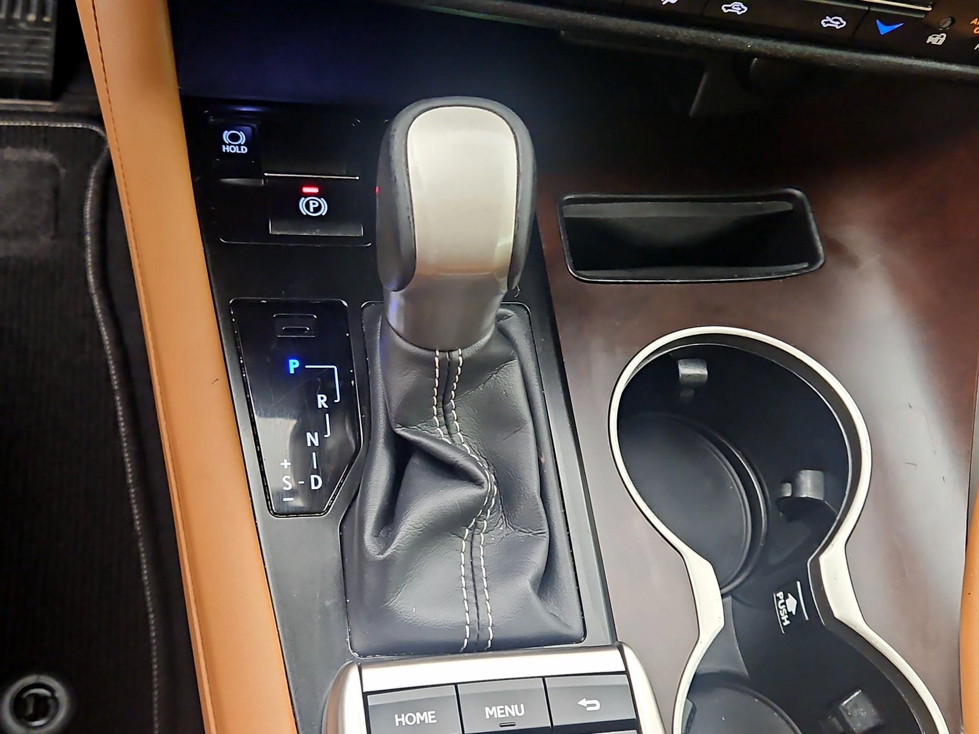 Thumbnail: 2021 Lexus RX - 17