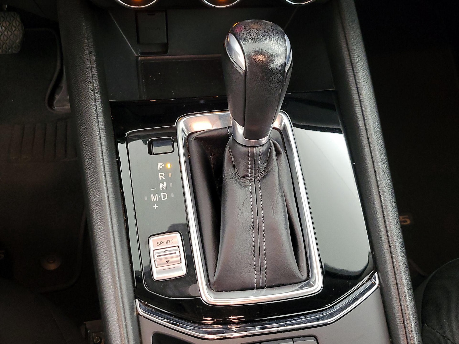 2021 Mazda CX-5 Sport - Photo 18