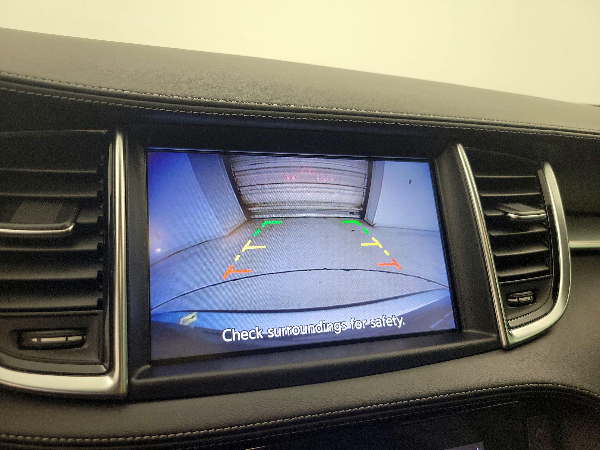 Thumbnail: 2019 INFINITI QX50 - 14