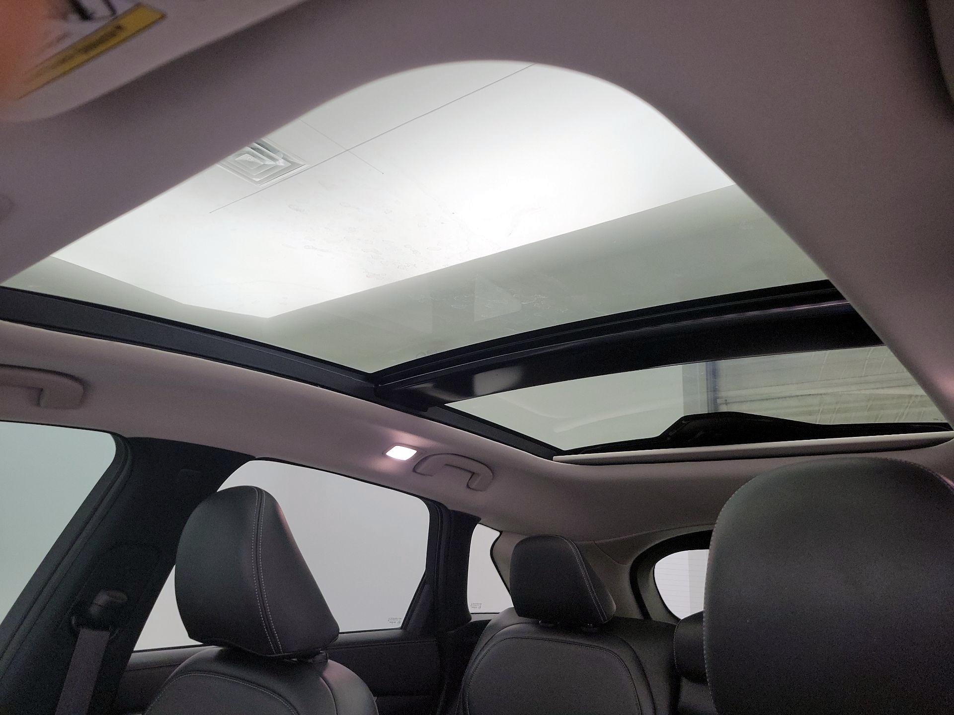 Thumbnail: 2019 INFINITI QX50 - 19