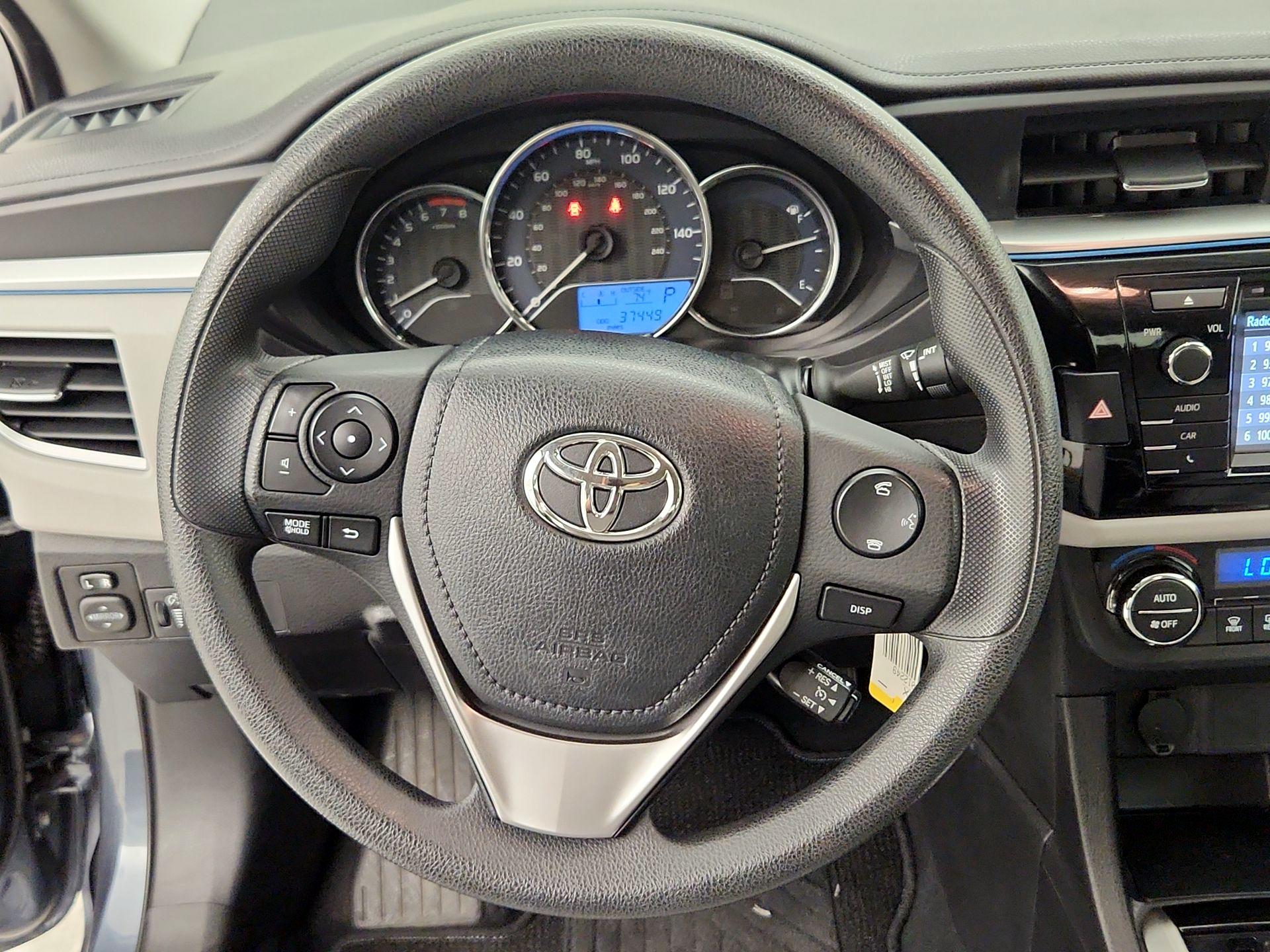 Thumbnail: 2014 Toyota Corolla - 10