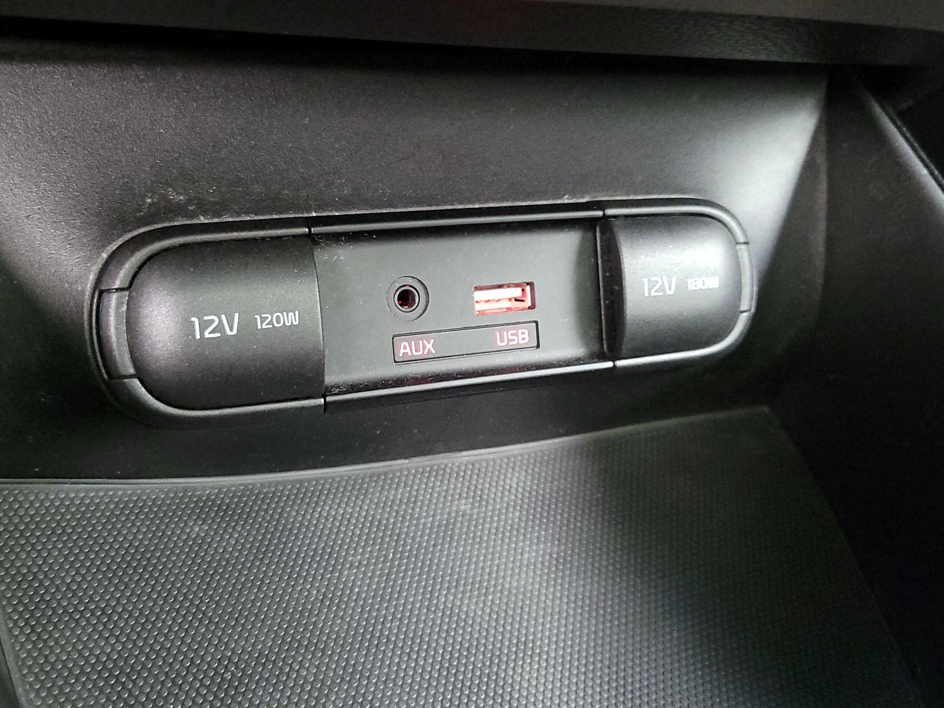 Thumbnail: 2016 Kia Soul - 19