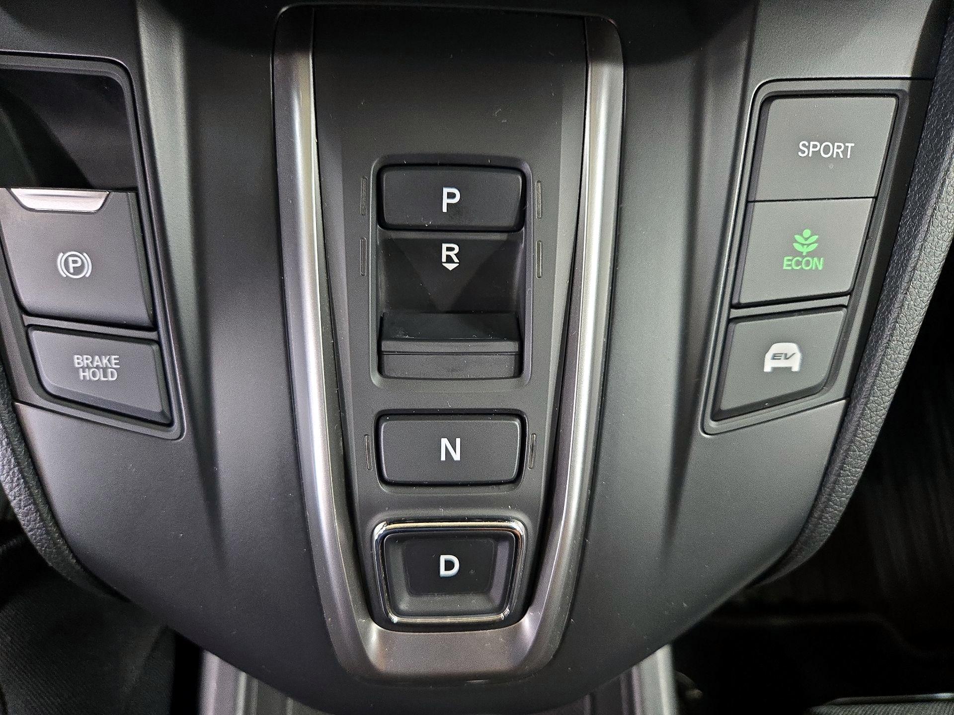 Thumbnail: 2022 Honda CR-V - 17
