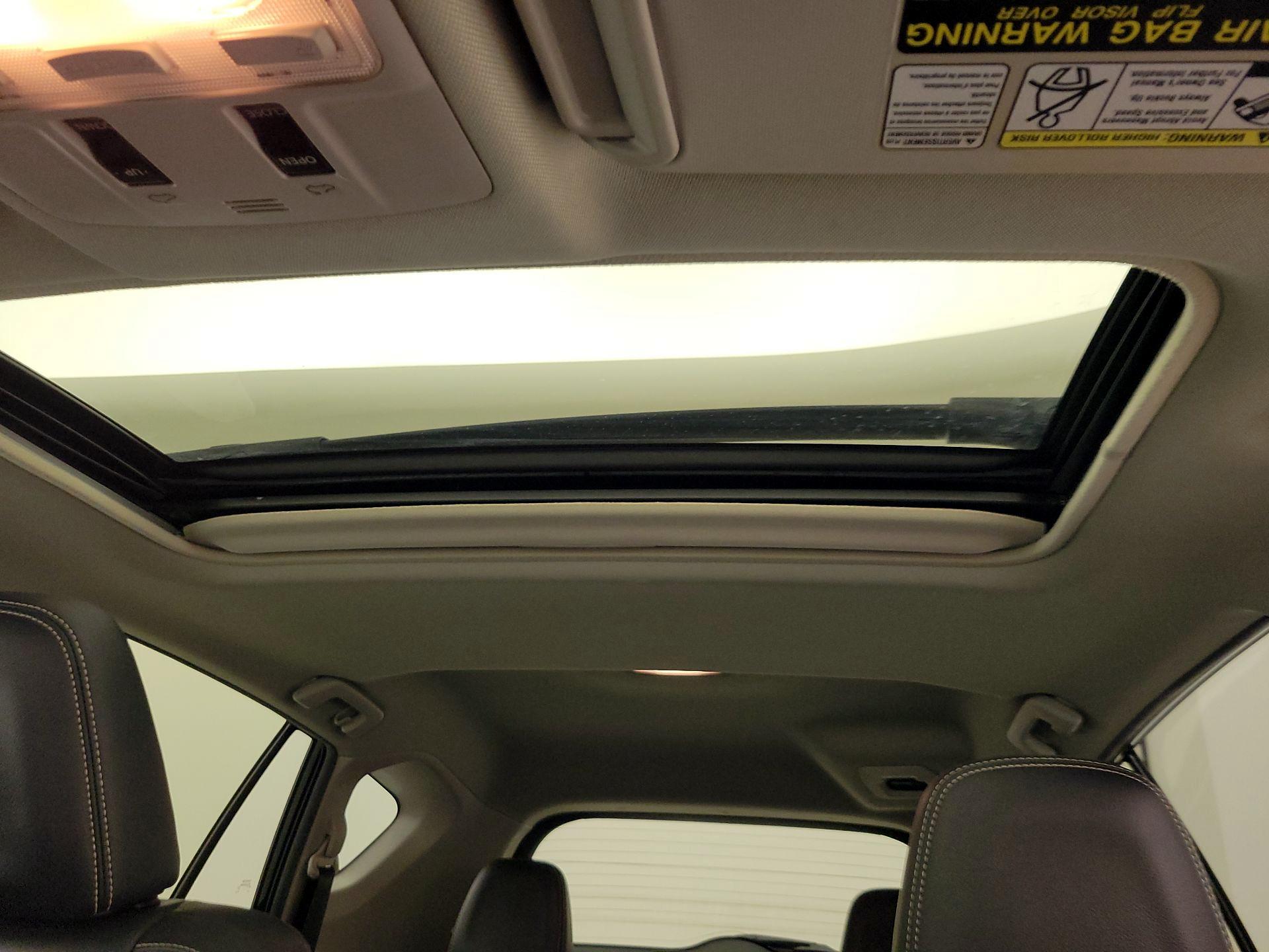 Thumbnail: 2014 Toyota RAV4 - 19