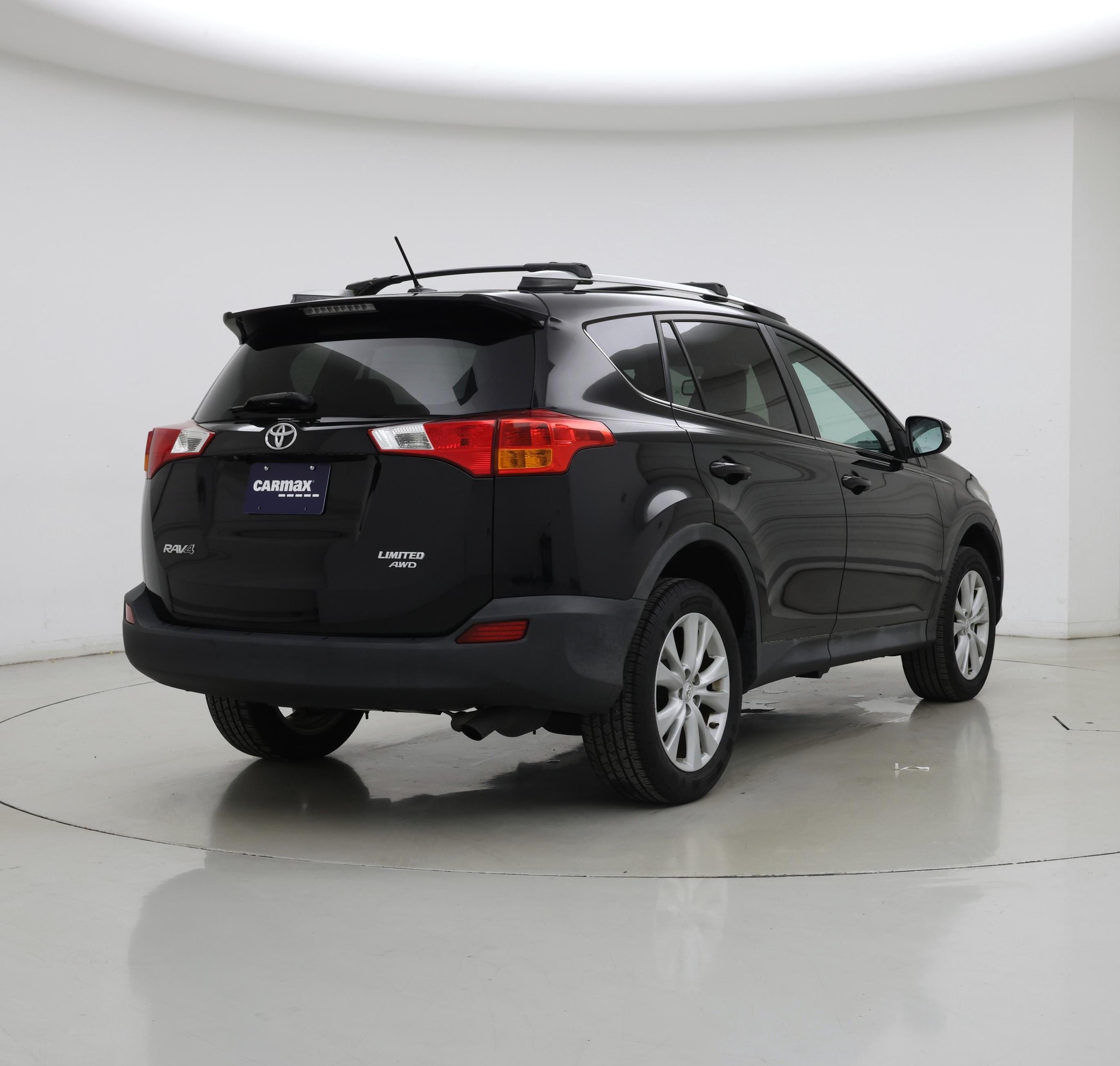 Thumbnail: 2014 Toyota RAV4 - 8