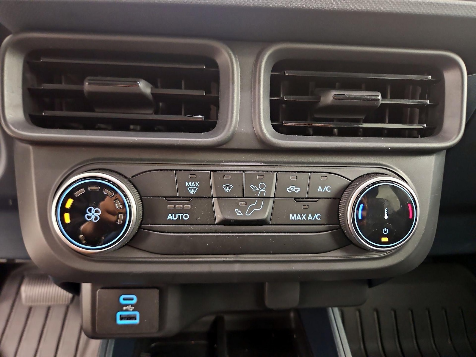 2023 Ford Maverick 13