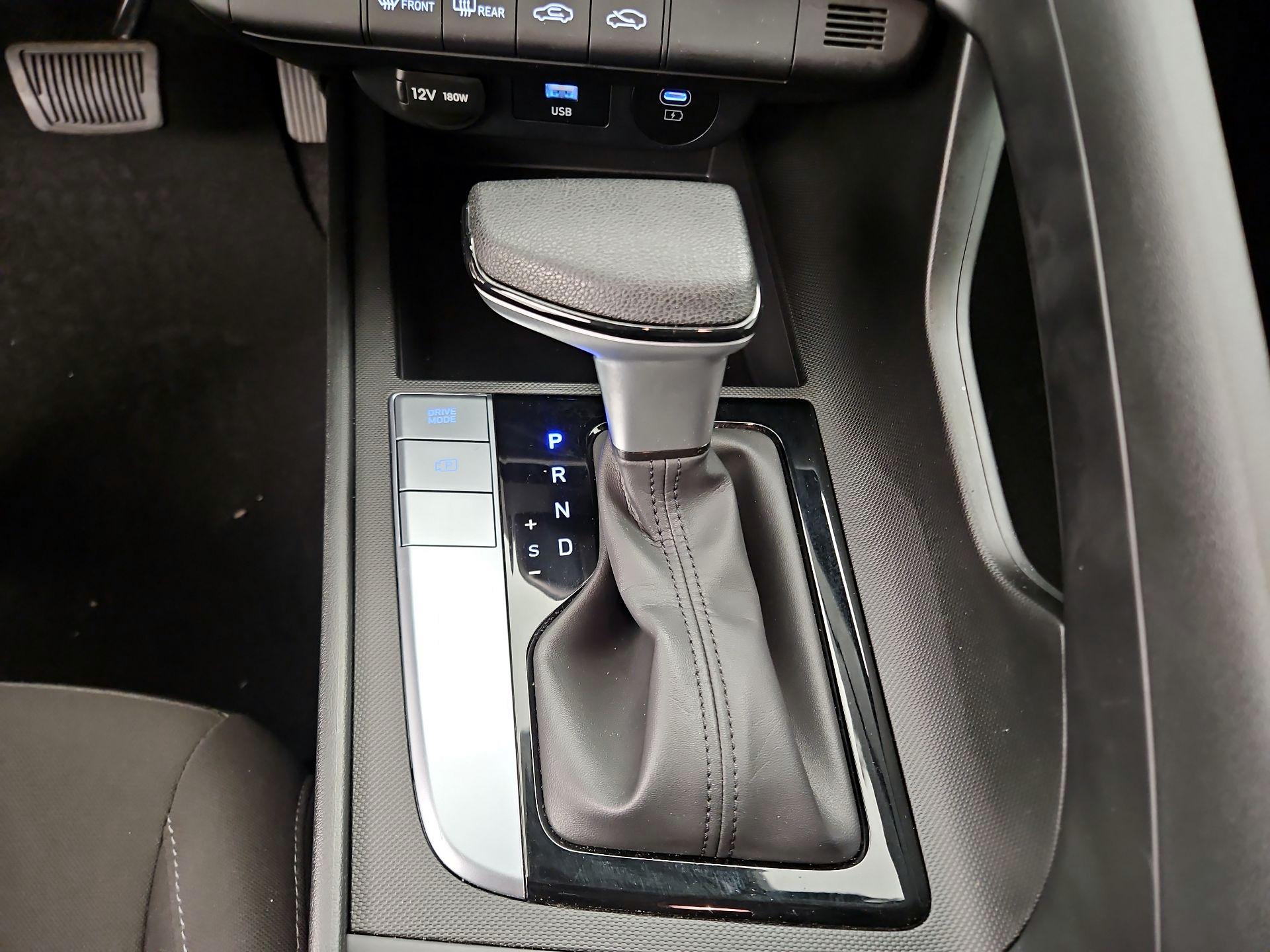 Thumbnail: 2024 Hyundai Elantra - 15