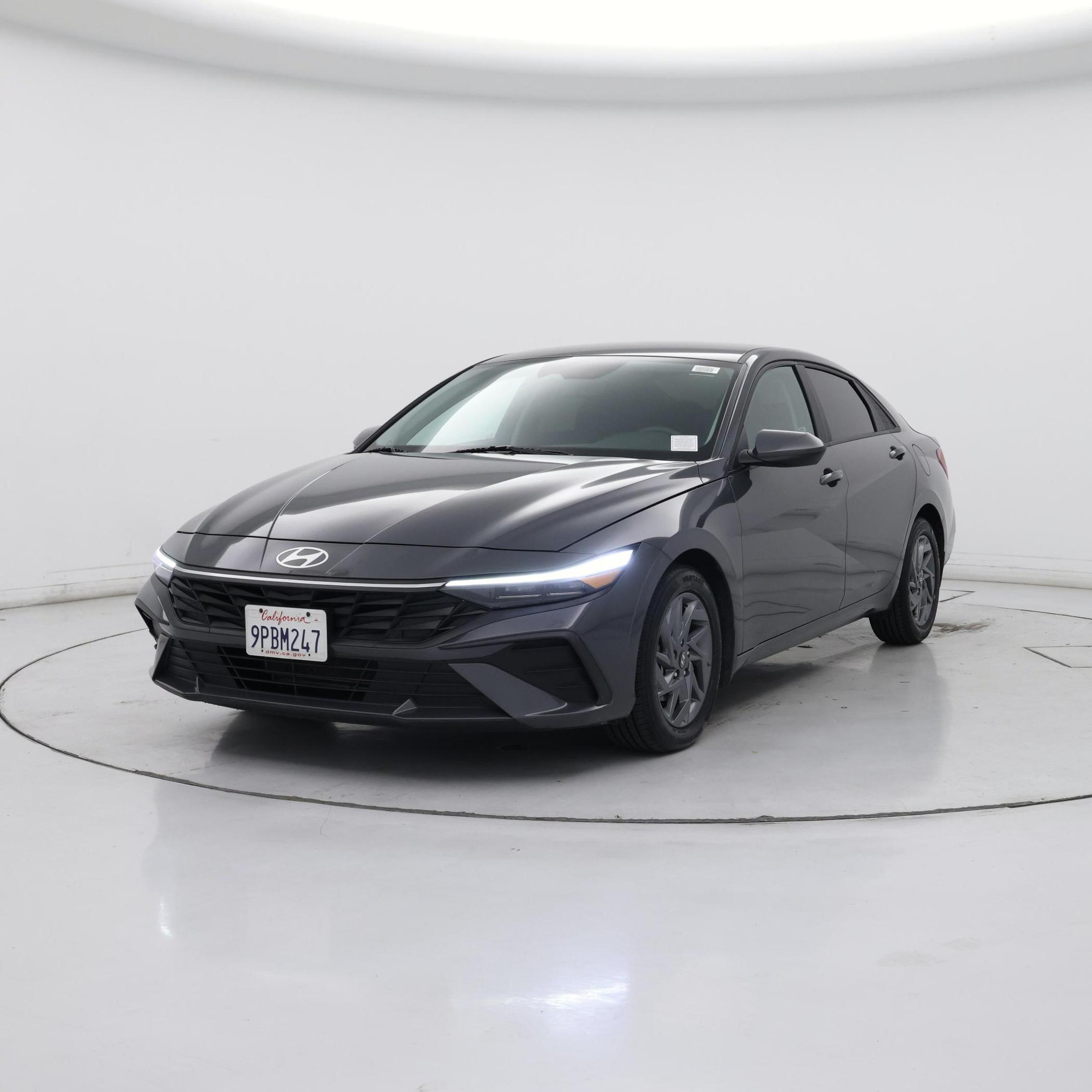 Thumbnail: 2024 Hyundai Elantra - 4