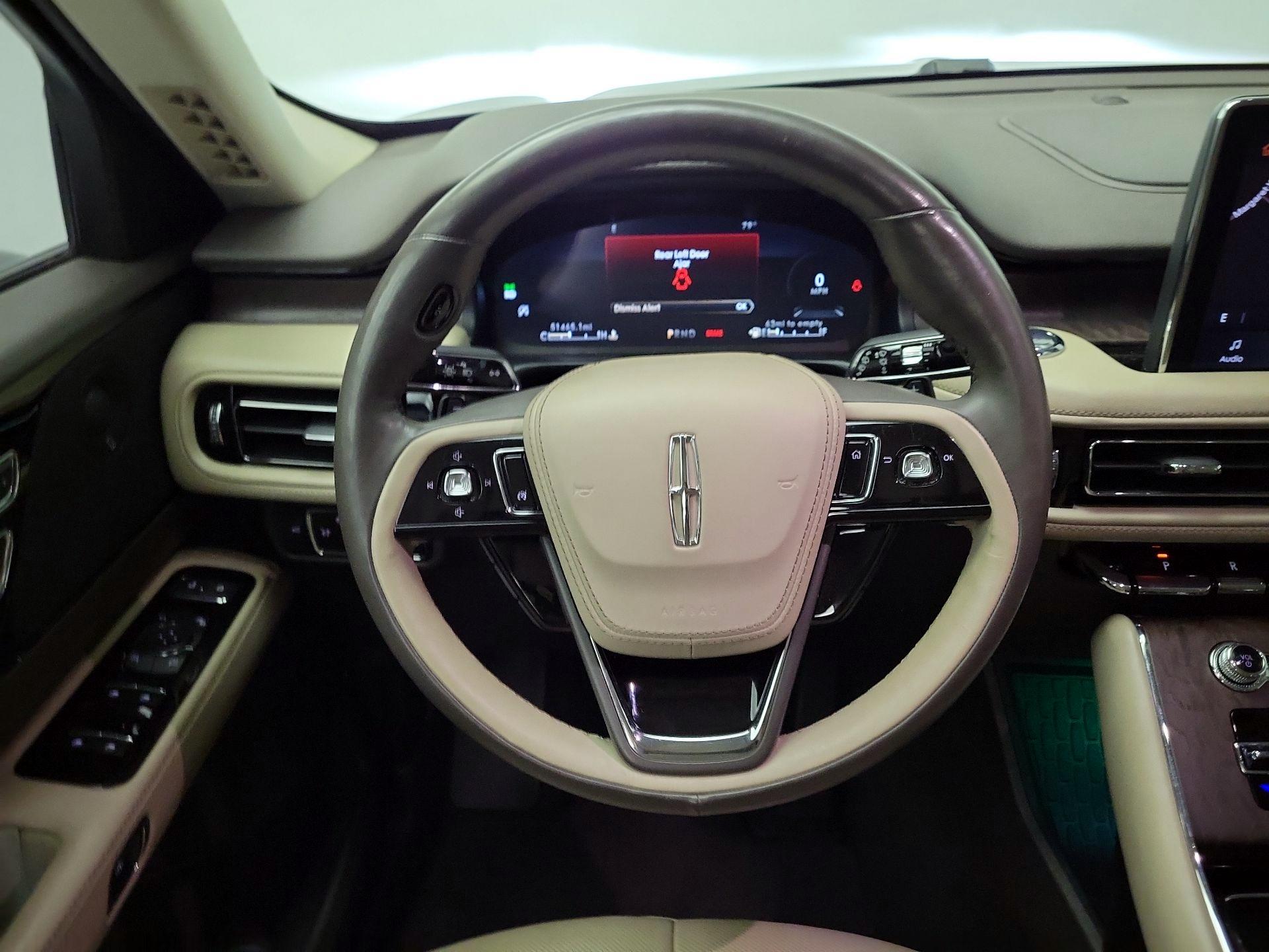 Thumbnail: 2022 Lincoln Aviator - 10