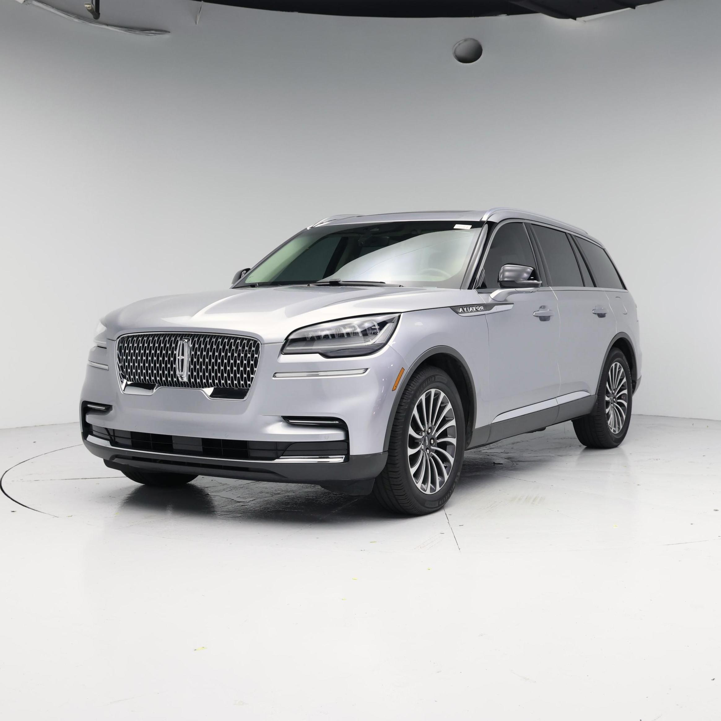 Thumbnail: 2022 Lincoln Aviator - 4