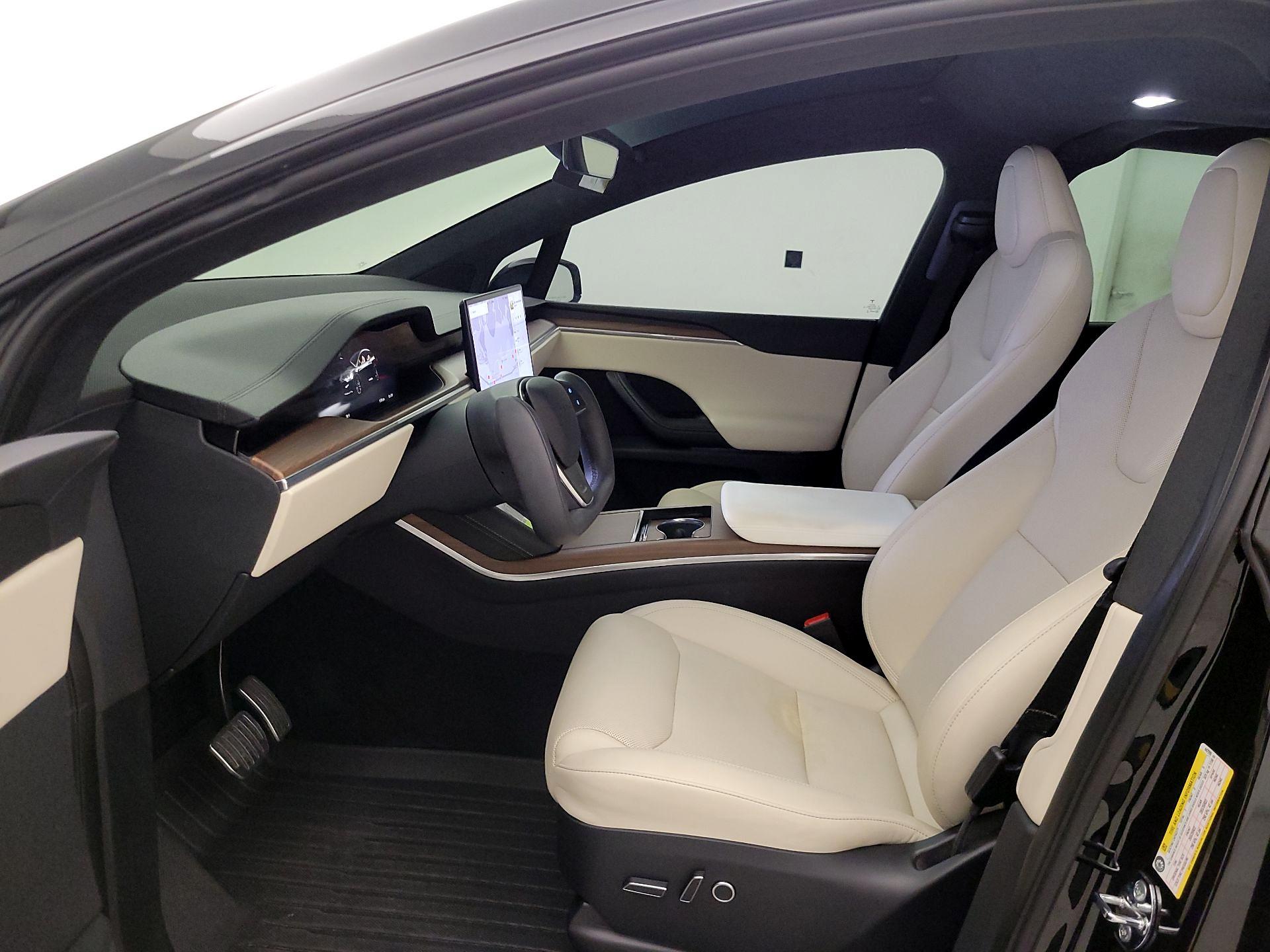 Thumbnail: 2024 Tesla Model X - 11