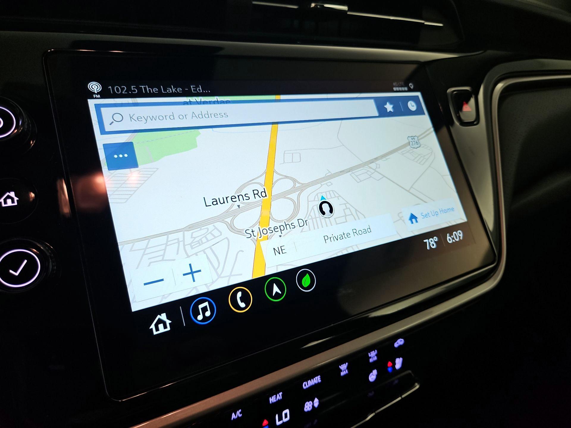 Thumbnail: 2023 Chevrolet Bolt EUV - 14