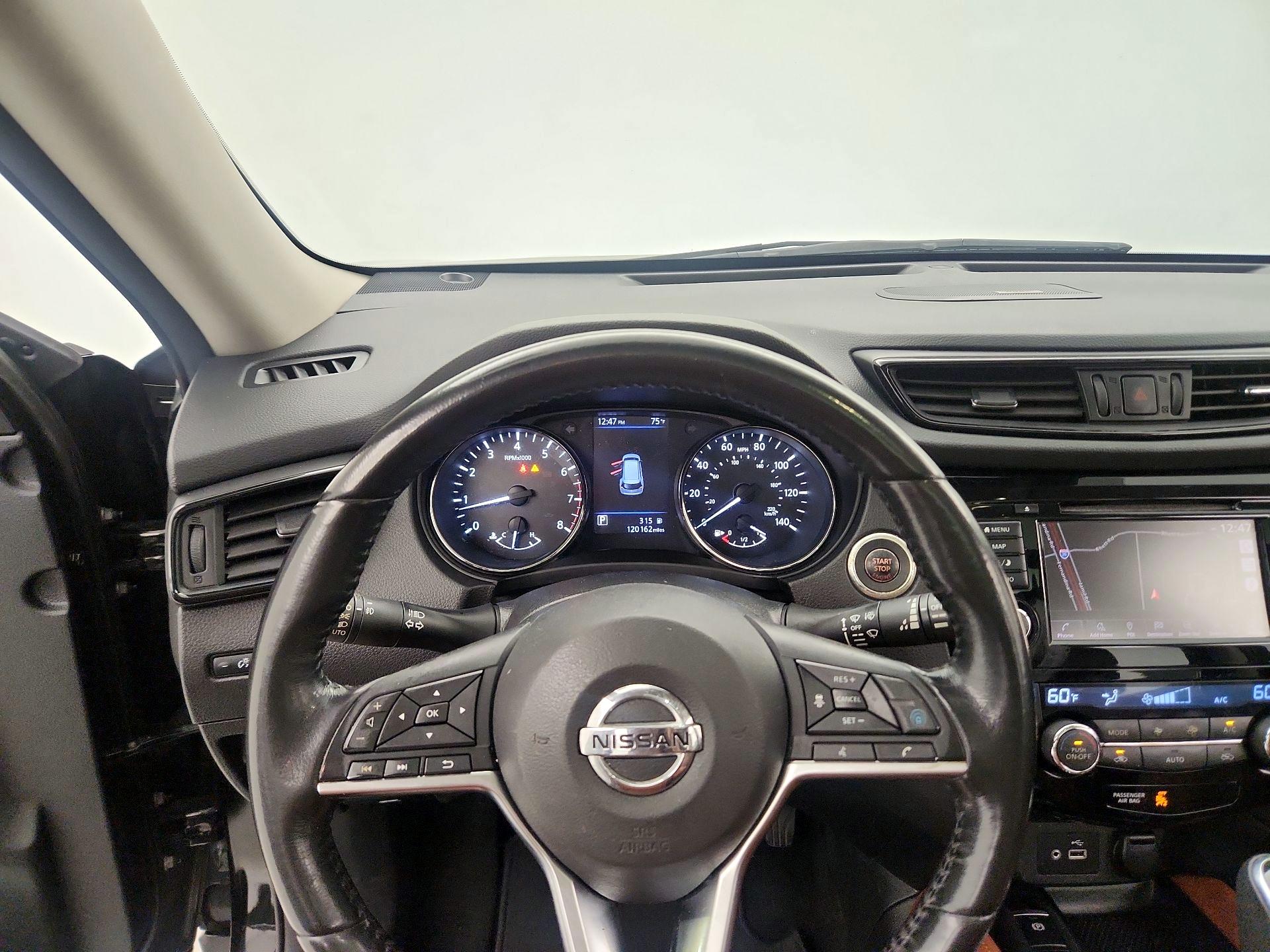Thumbnail: 2018 Nissan Rogue - 10