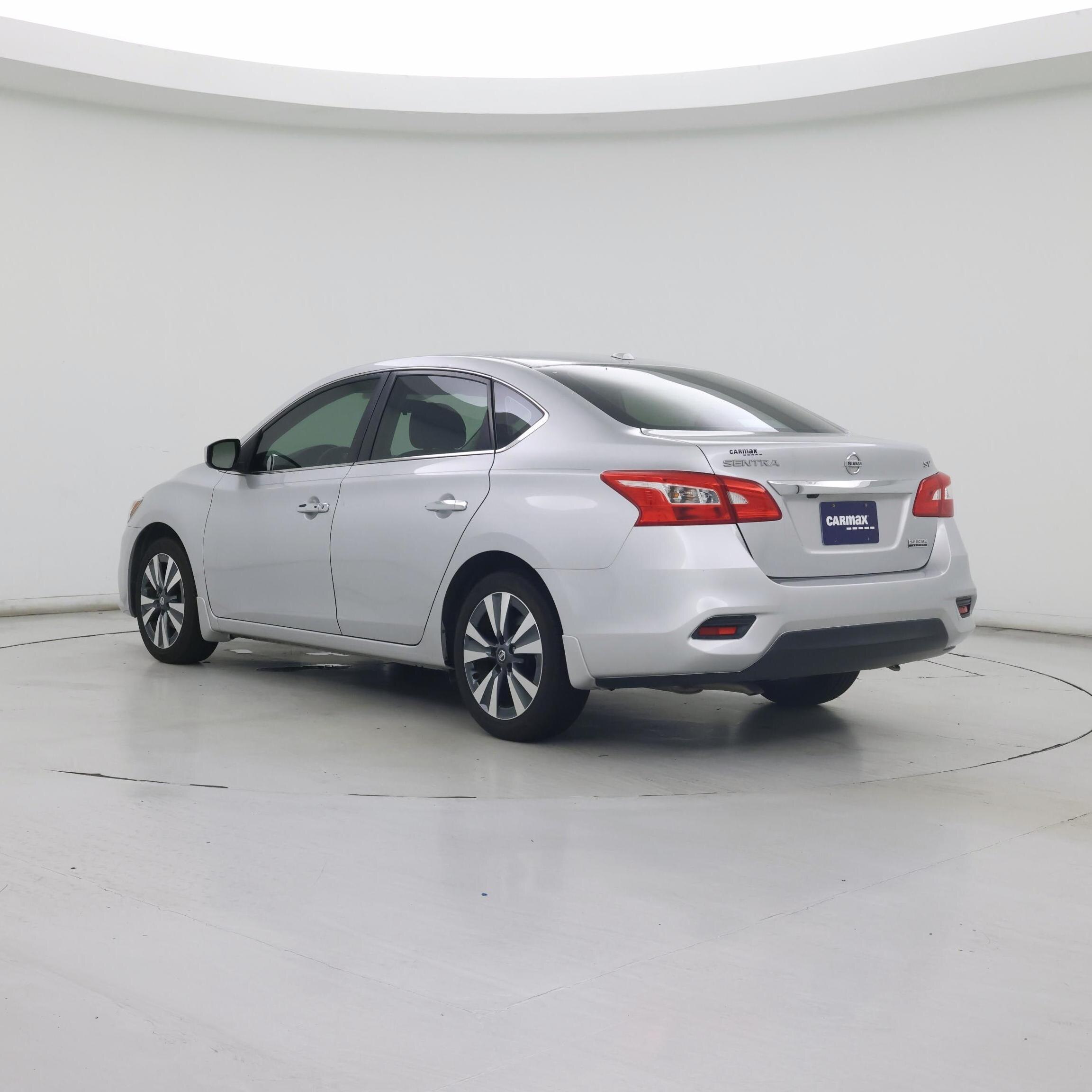 Thumbnail: 2019 Nissan Sentra - 2