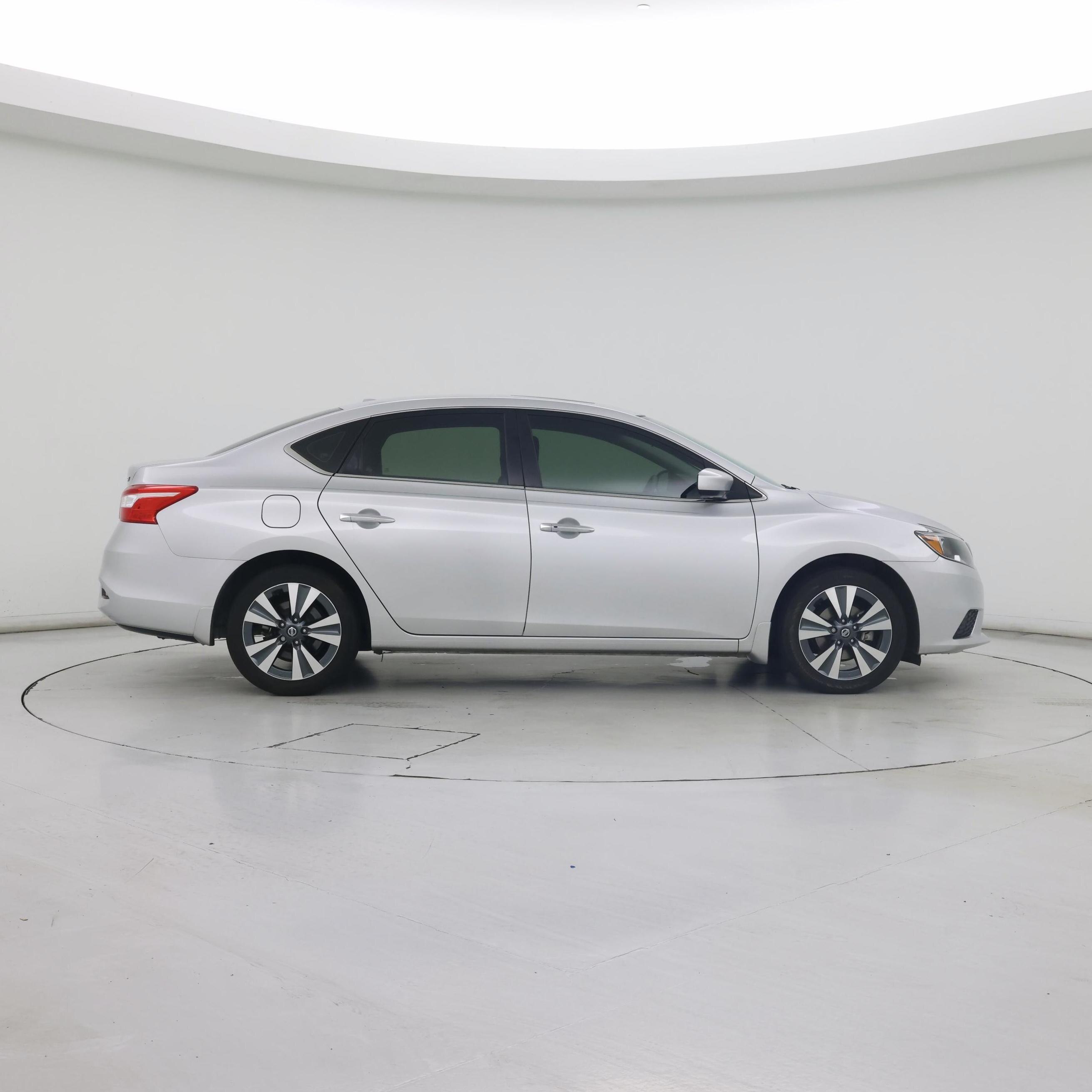 Thumbnail: 2019 Nissan Sentra - 7