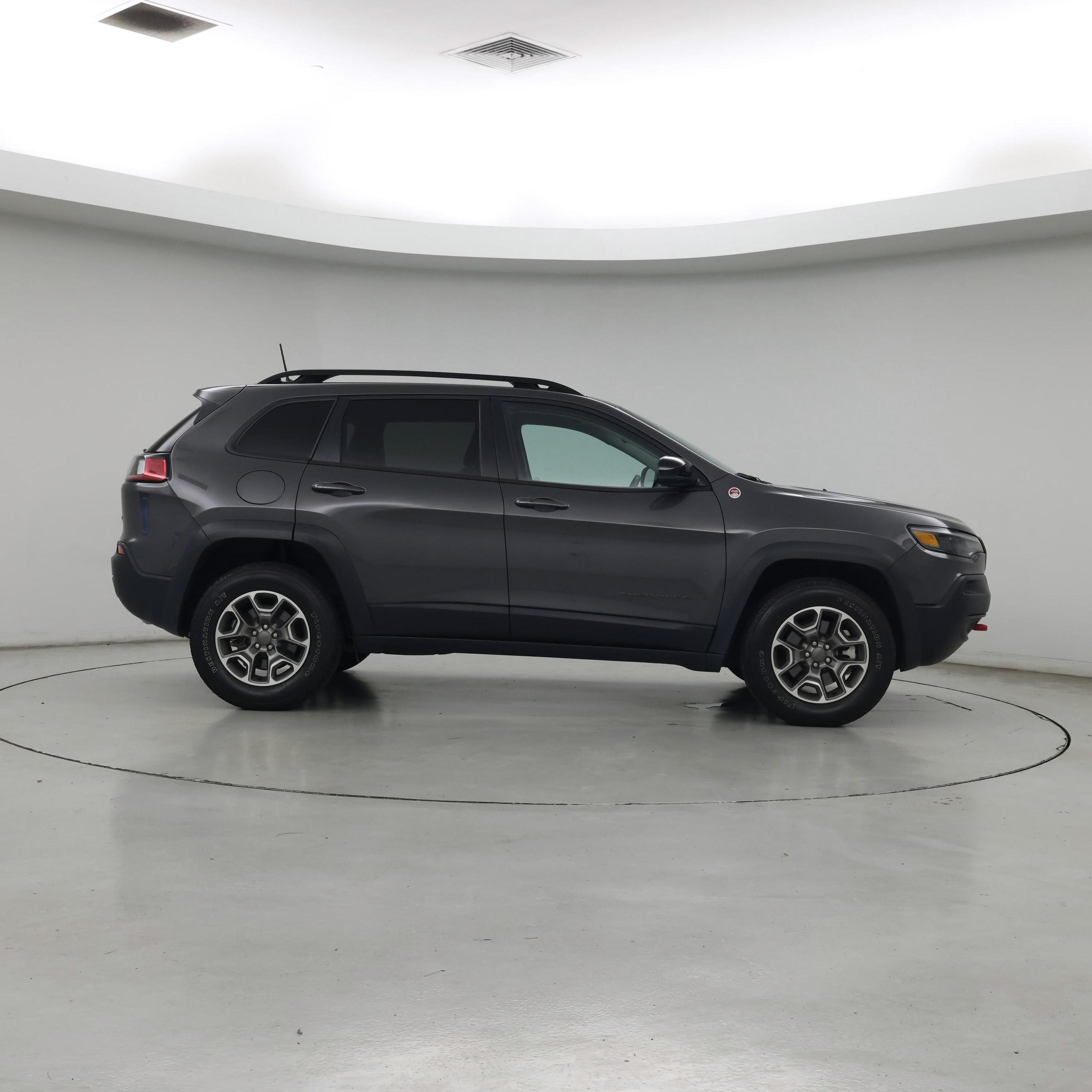 Thumbnail: 2022 Jeep Cherokee - 7