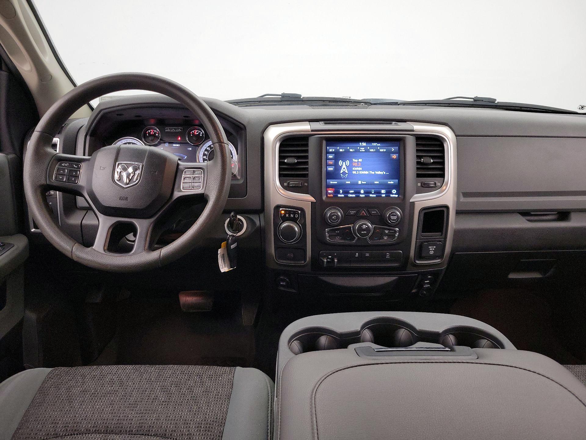 Thumbnail: 2019 RAM 1500 Classic - 9