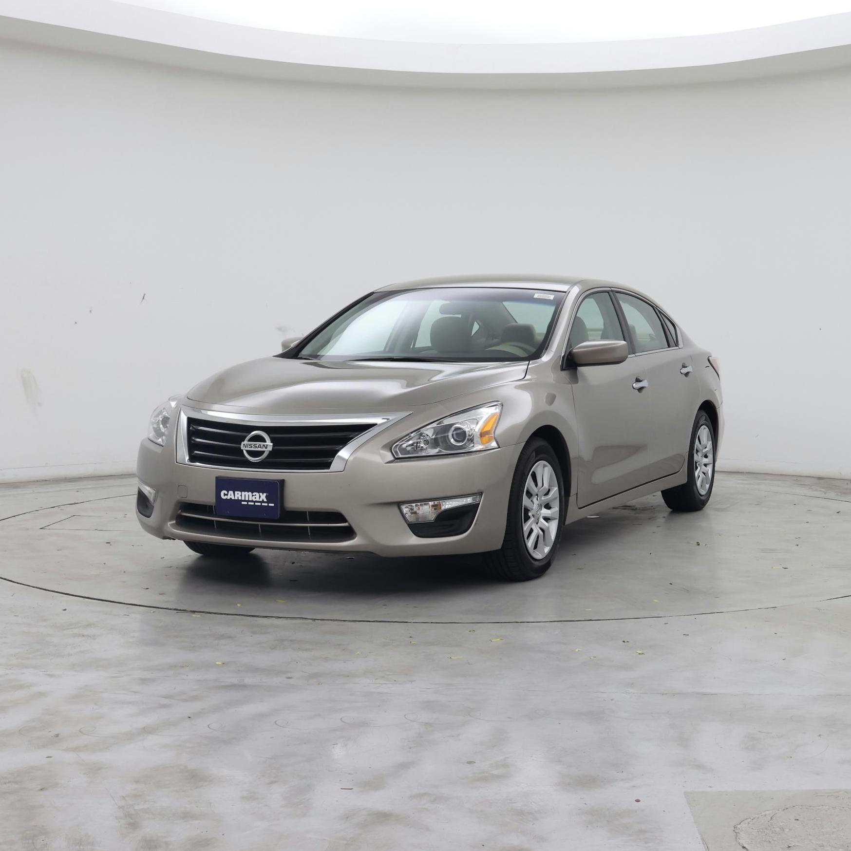Thumbnail: 2014 Nissan Altima - 4