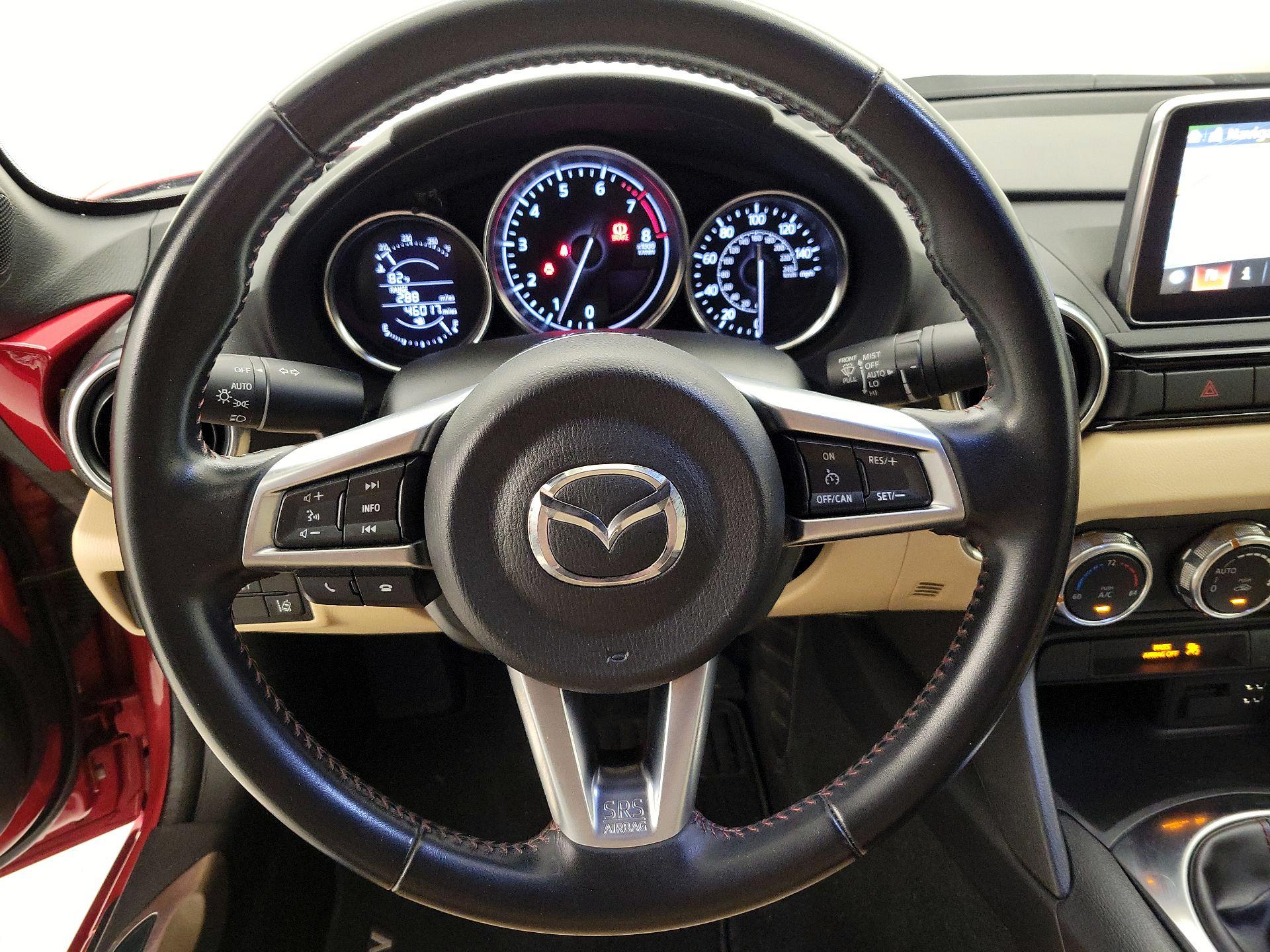 Thumbnail: 2016 Mazda MX-5 Miata - 10