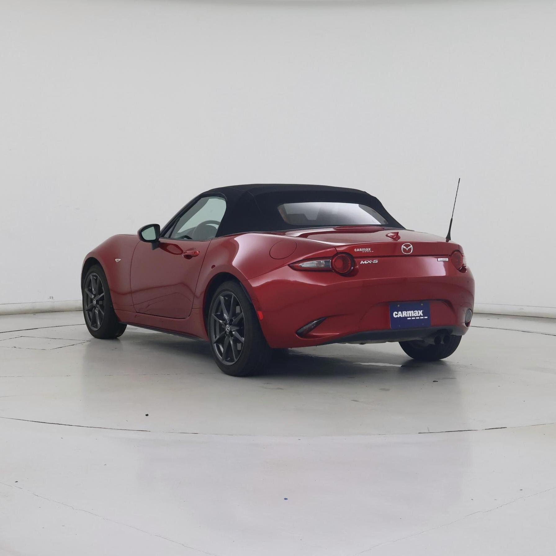 Thumbnail: 2016 Mazda MX-5 Miata - 2