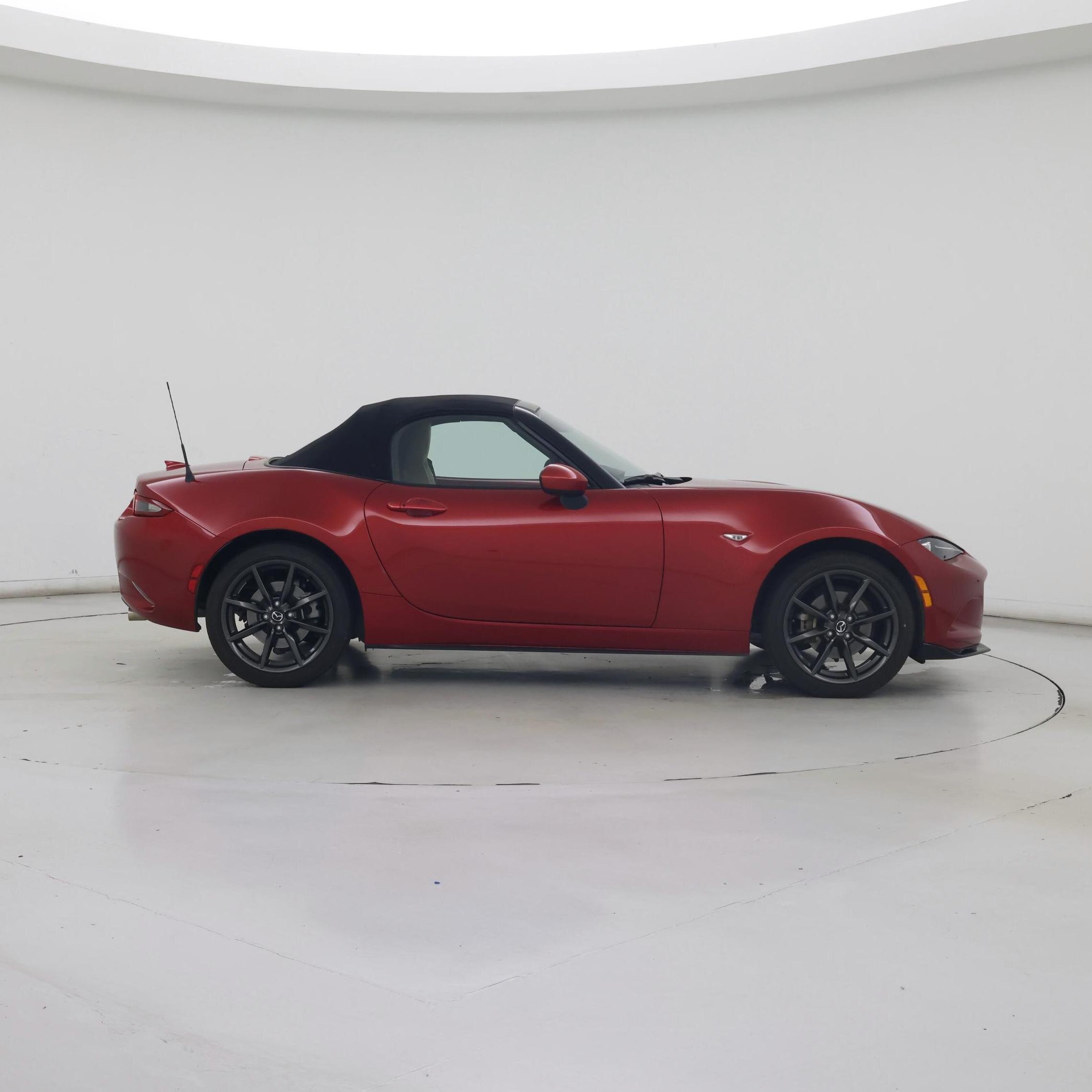Thumbnail: 2016 Mazda MX-5 Miata - 7
