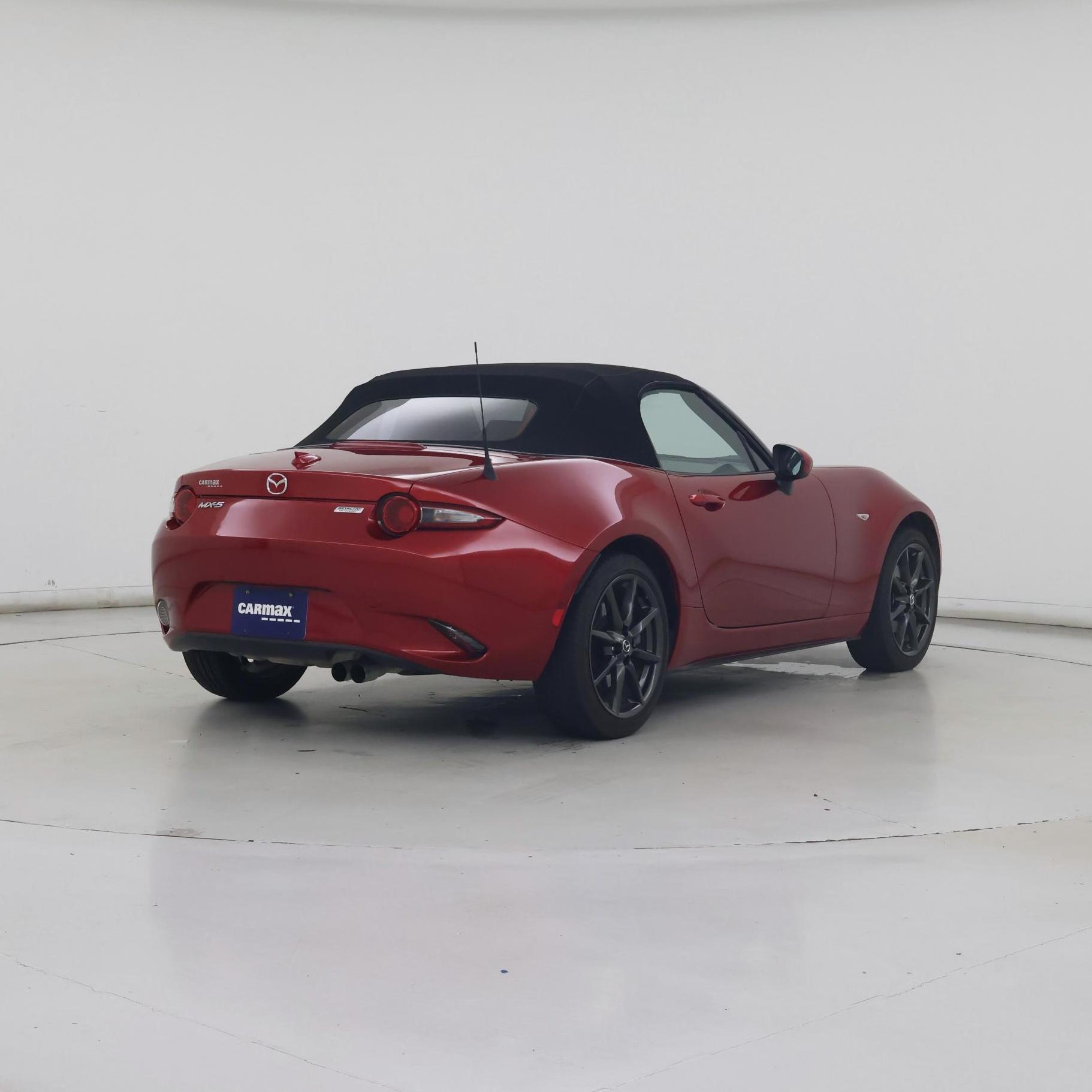 Thumbnail: 2016 Mazda MX-5 Miata - 8